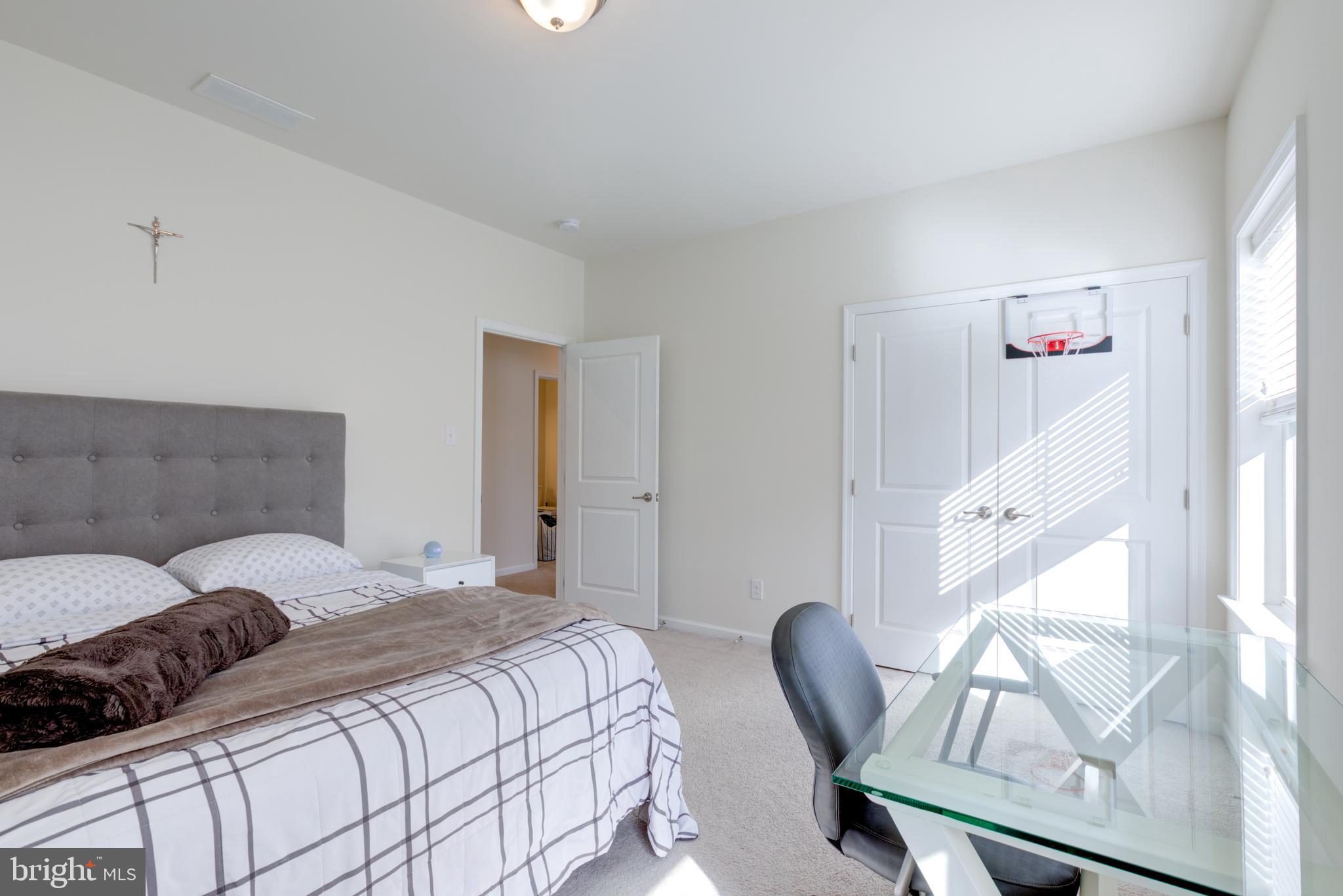 GARNET RESERVE - Residential