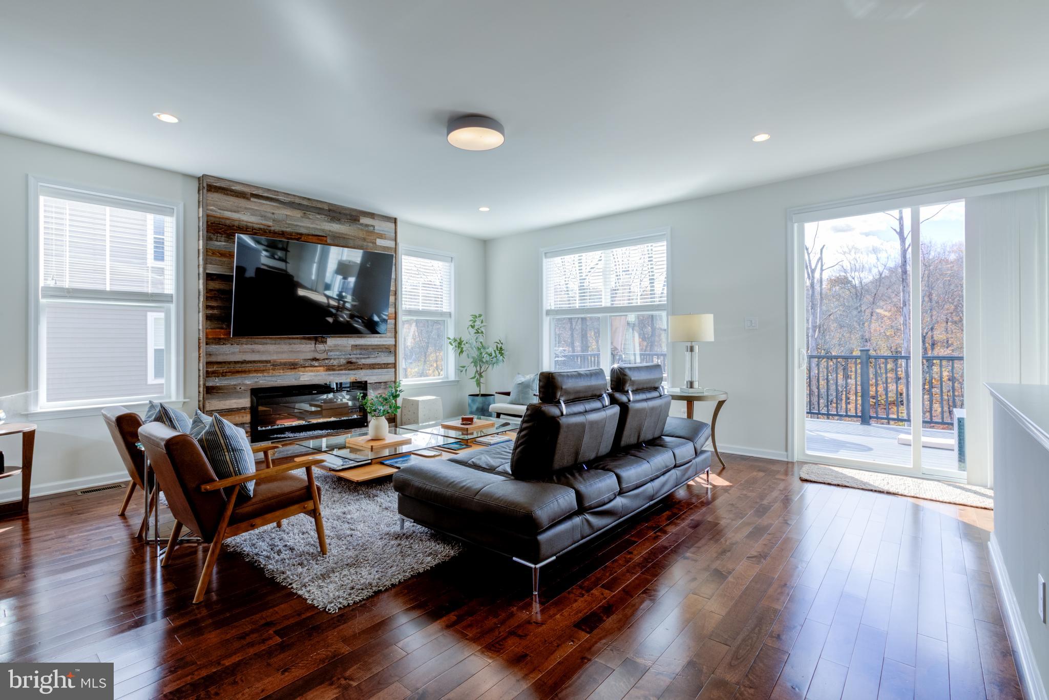 GARNET RESERVE - Residential