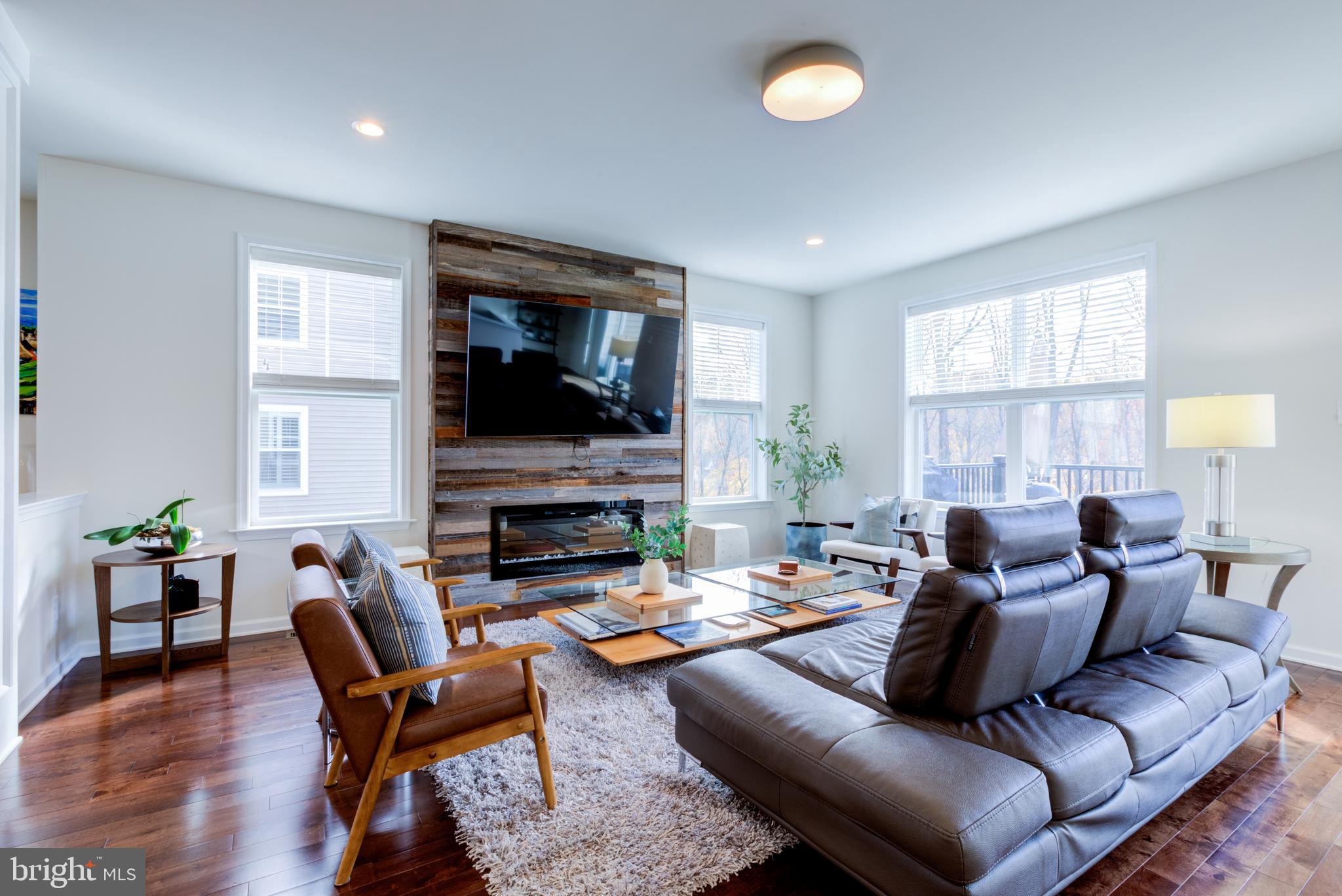 GARNET RESERVE - Residential