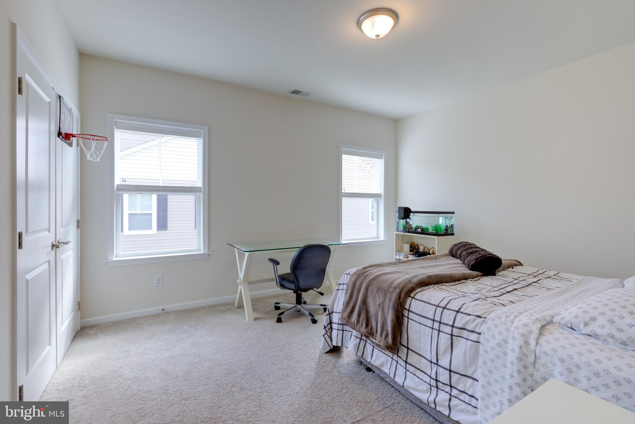 GARNET RESERVE - Residential