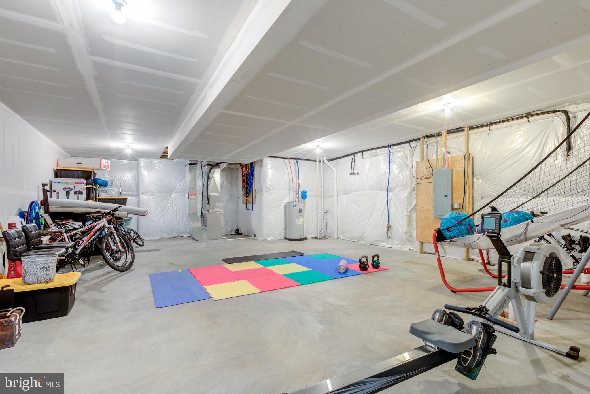 GARNET RESERVE - Residential