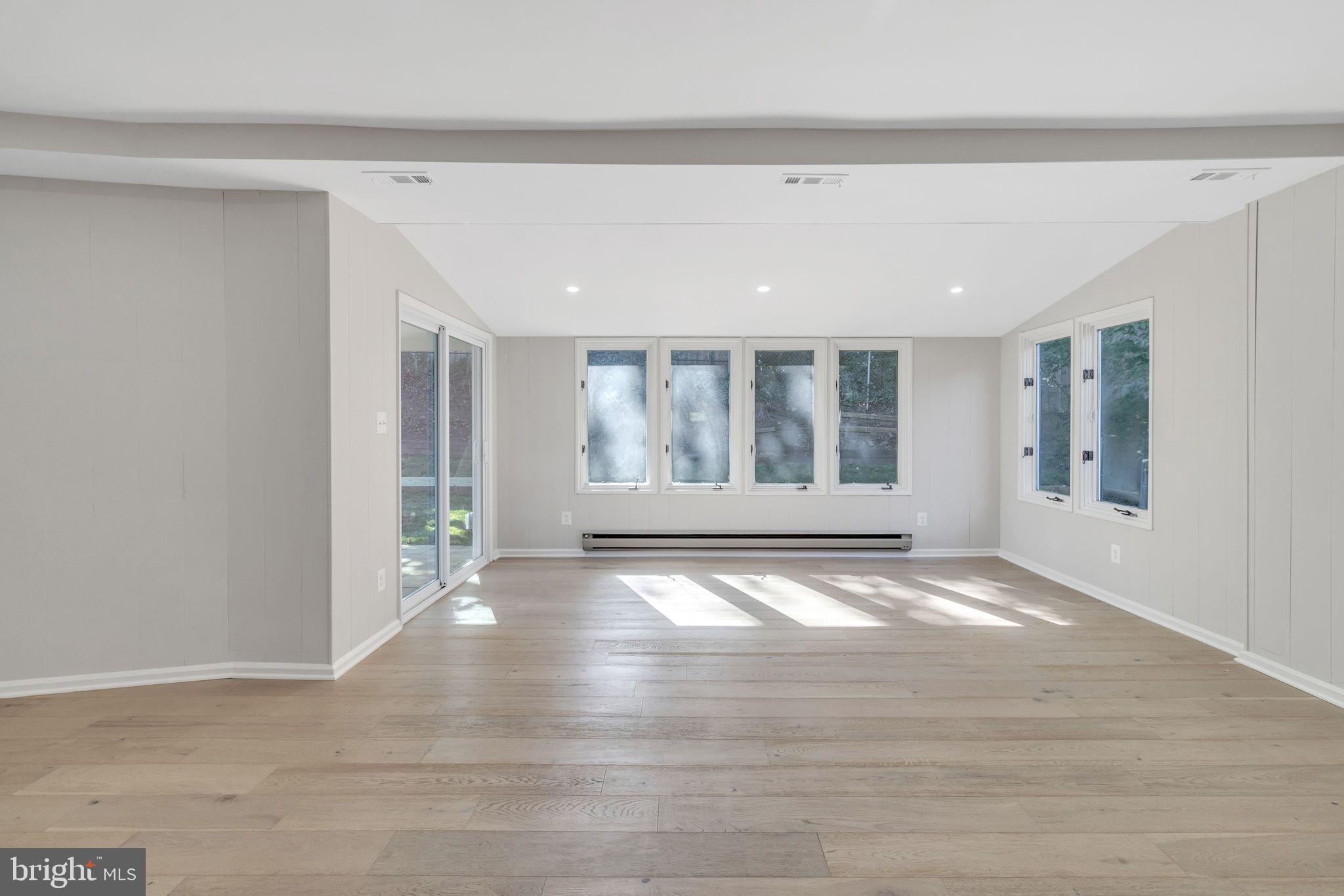 BRADMOOR - Residential