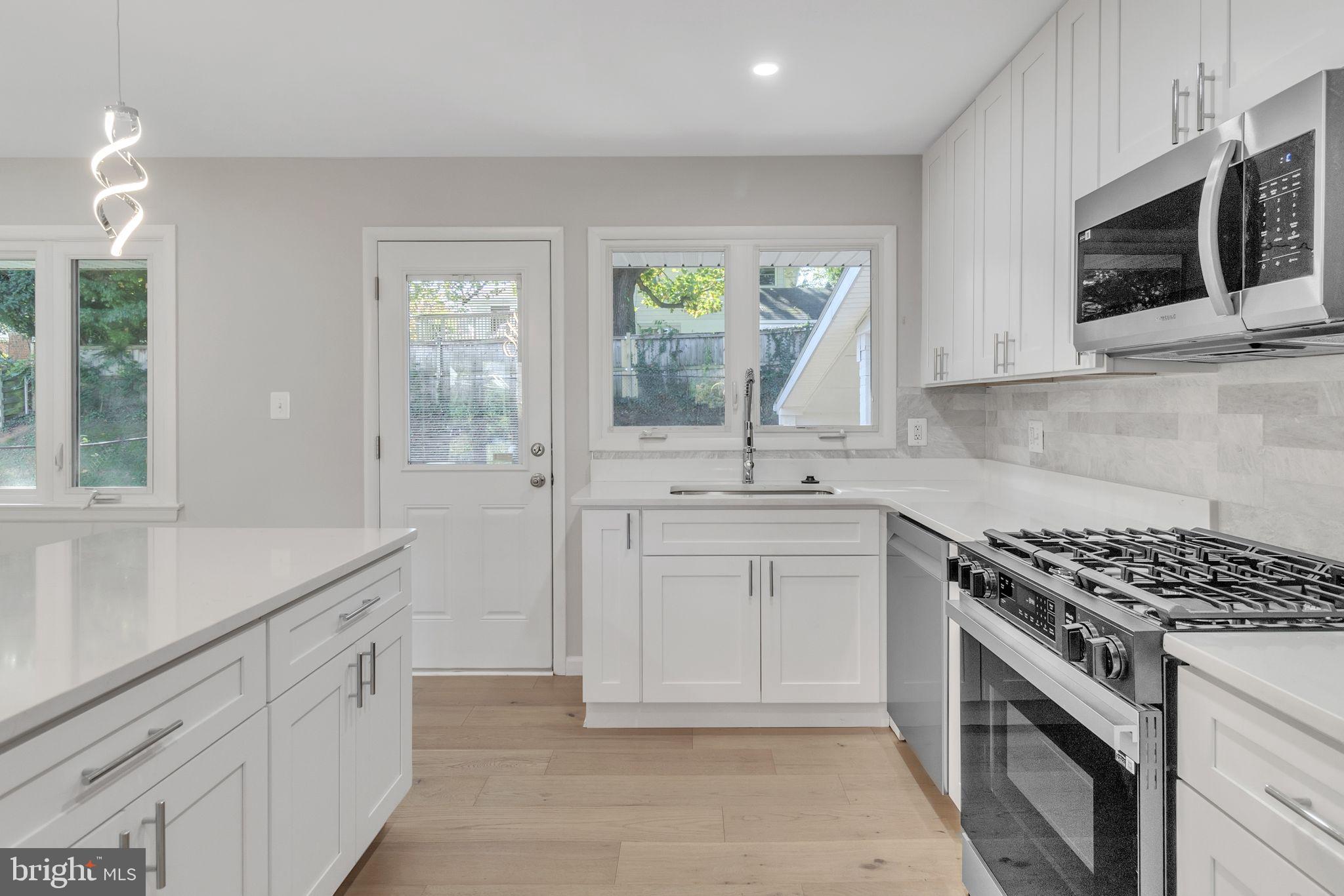 BRADMOOR - Residential