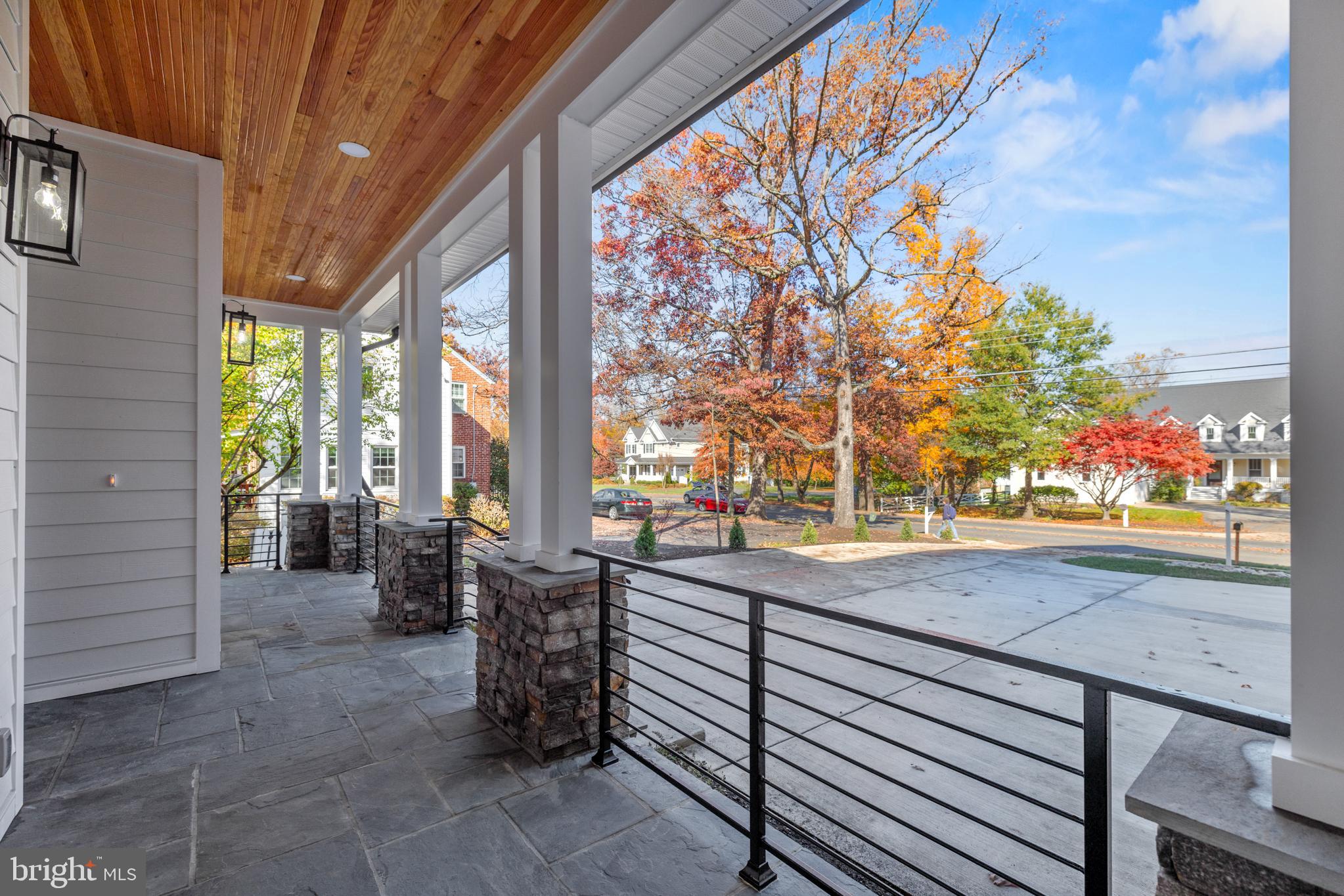 KINGCREST - Residential