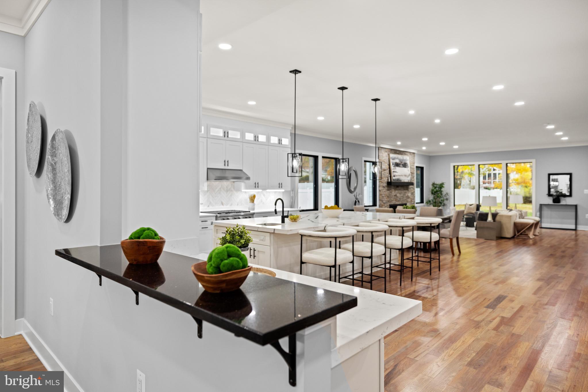 KINGCREST - Residential