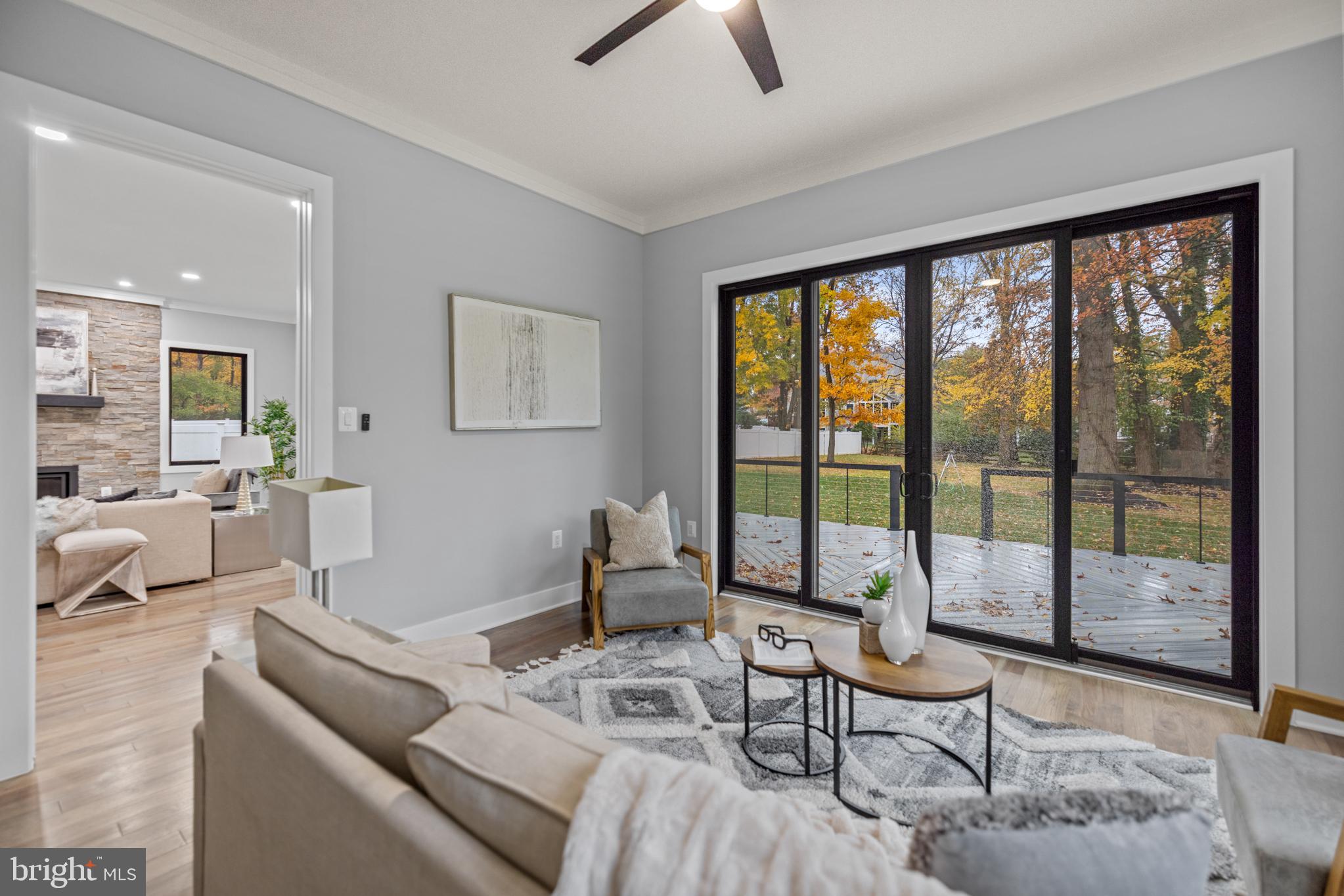 KINGCREST - Residential