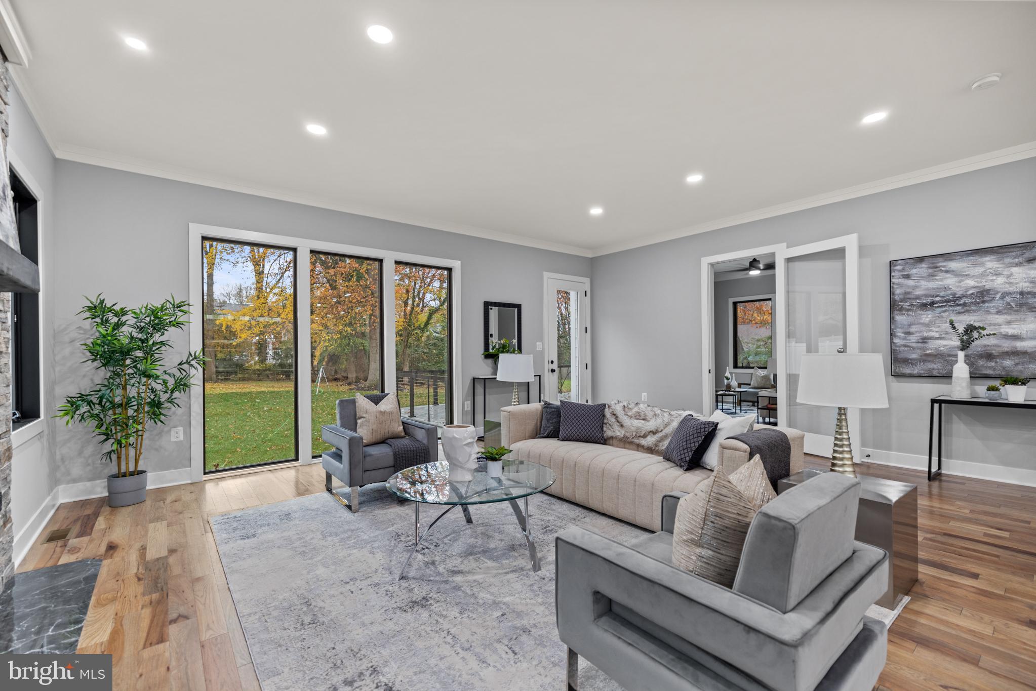 KINGCREST - Residential