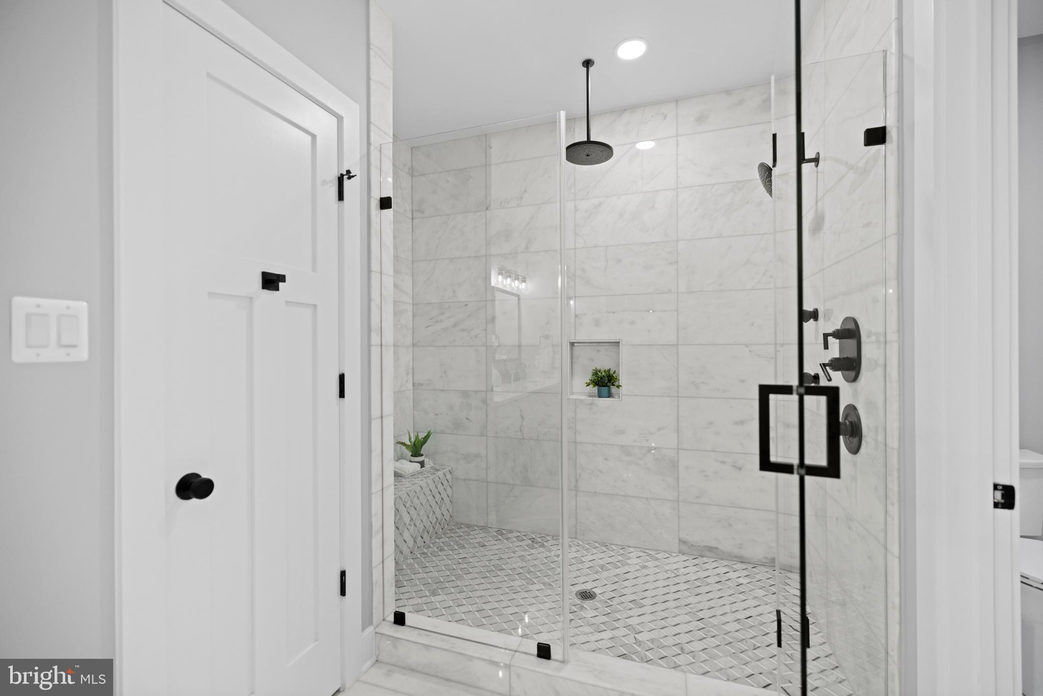 KINGCREST - Residential