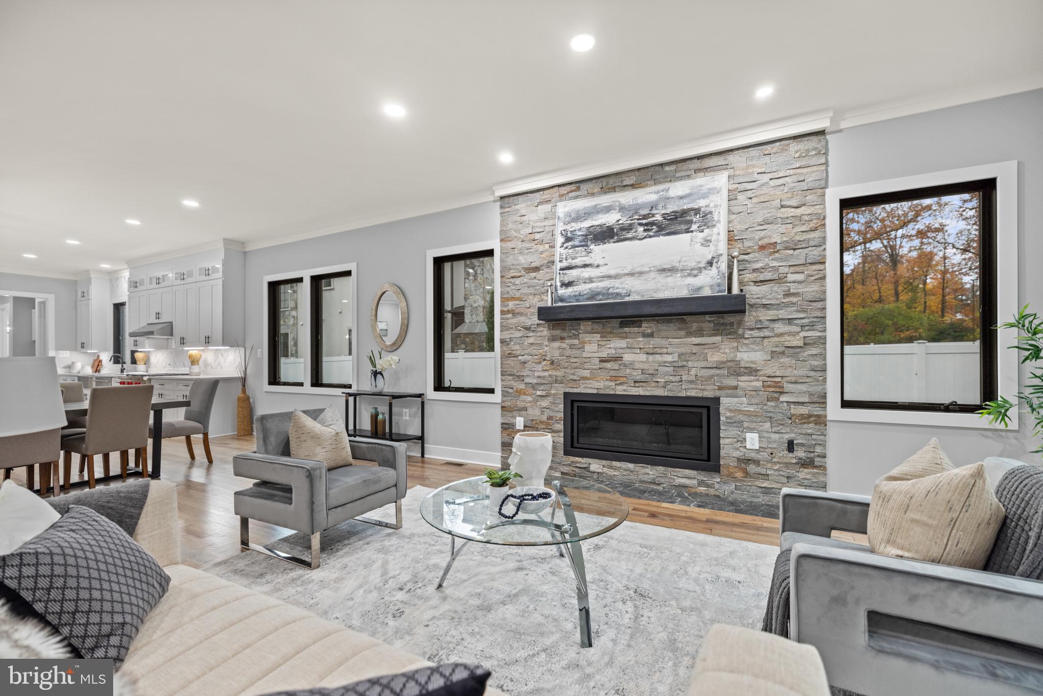 KINGCREST - Residential