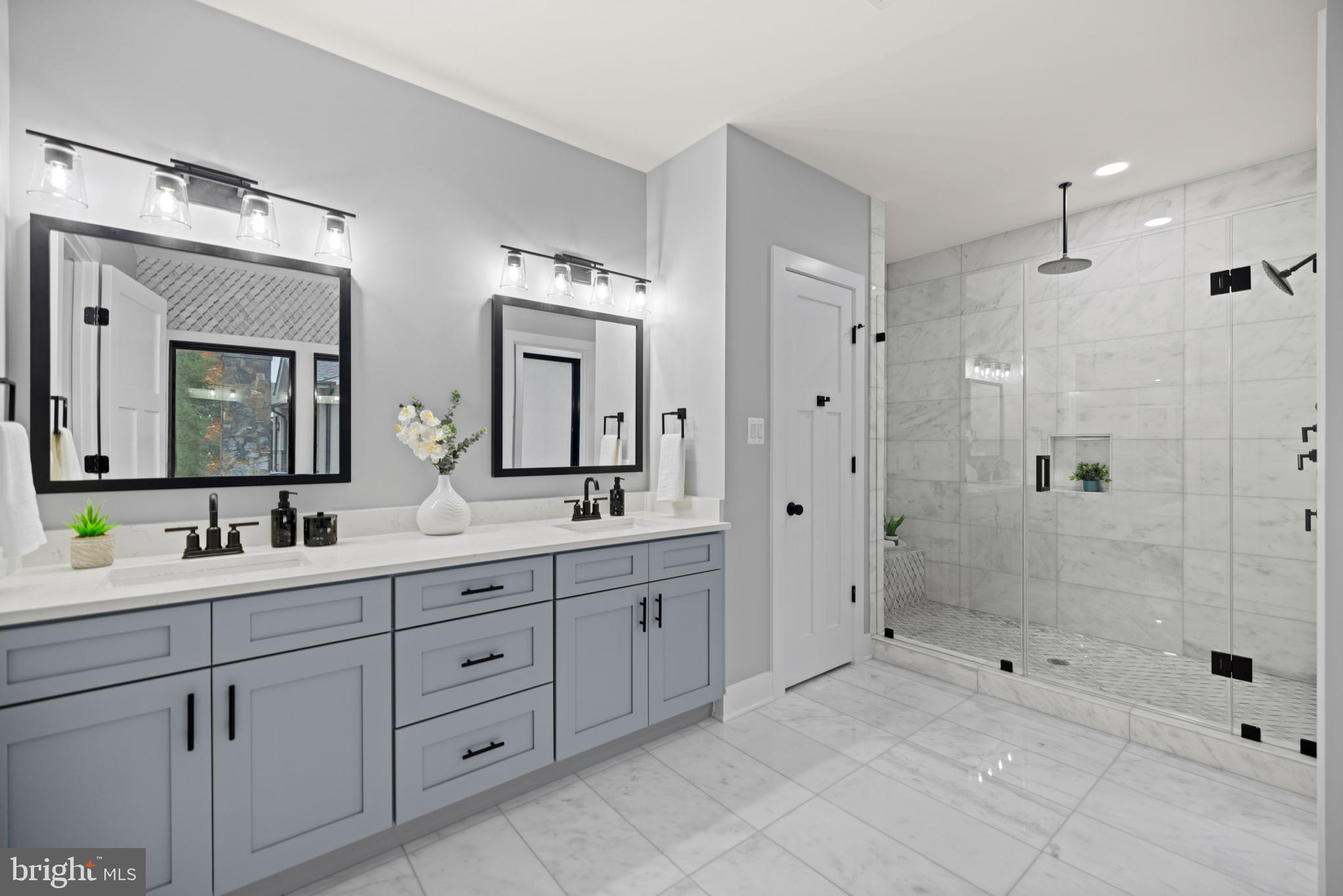 KINGCREST - Residential