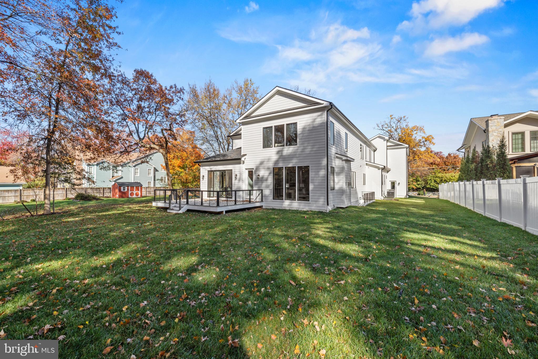 KINGCREST - Residential