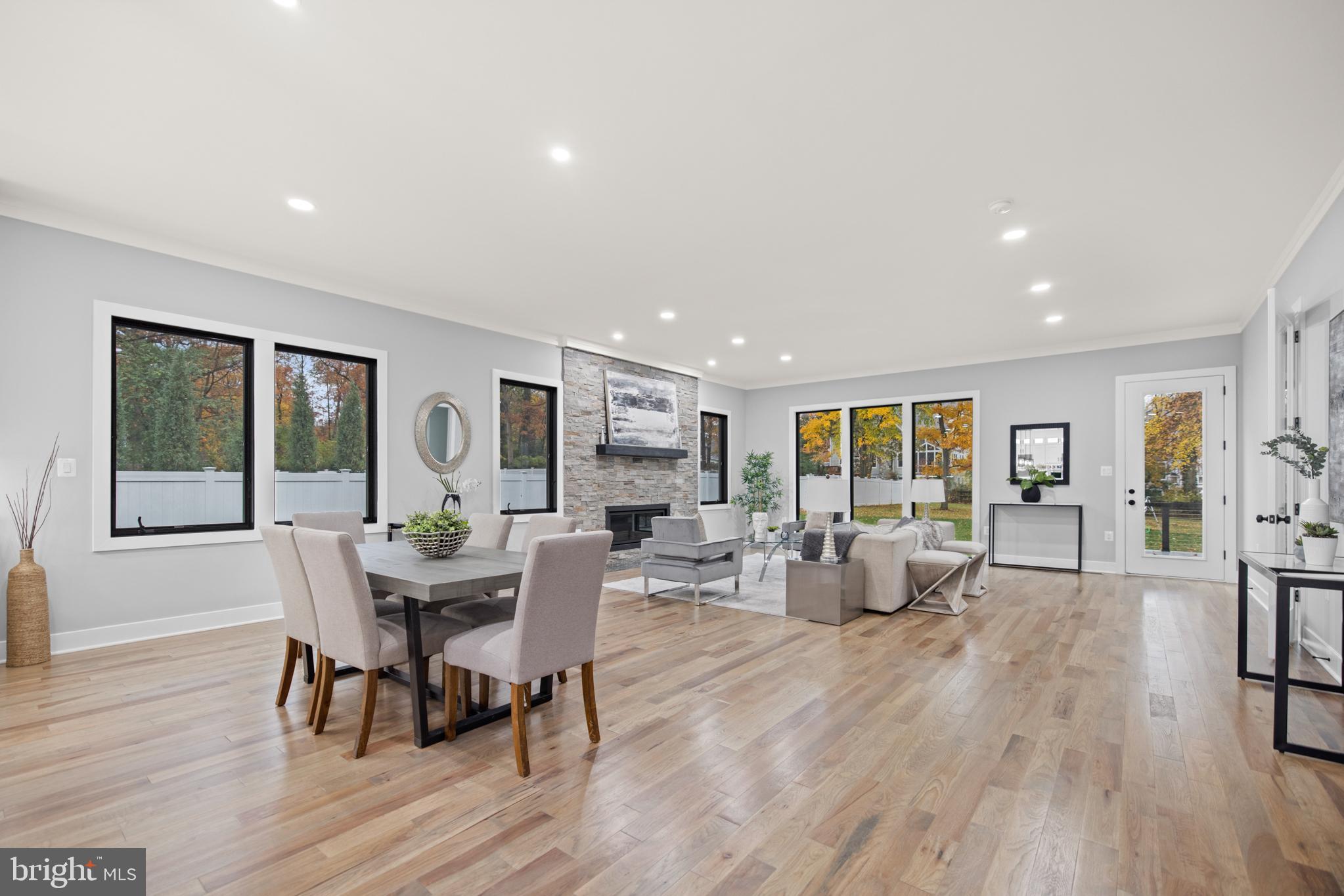 KINGCREST - Residential