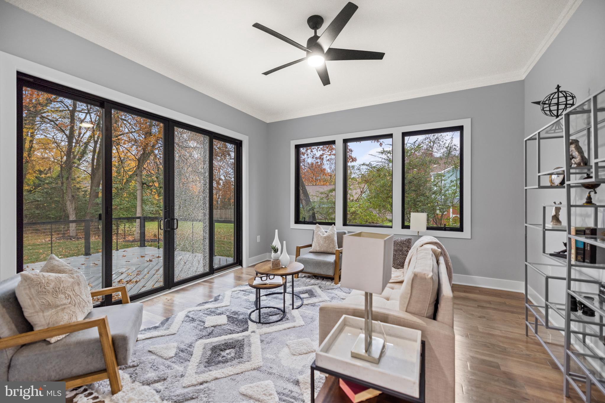 KINGCREST - Residential