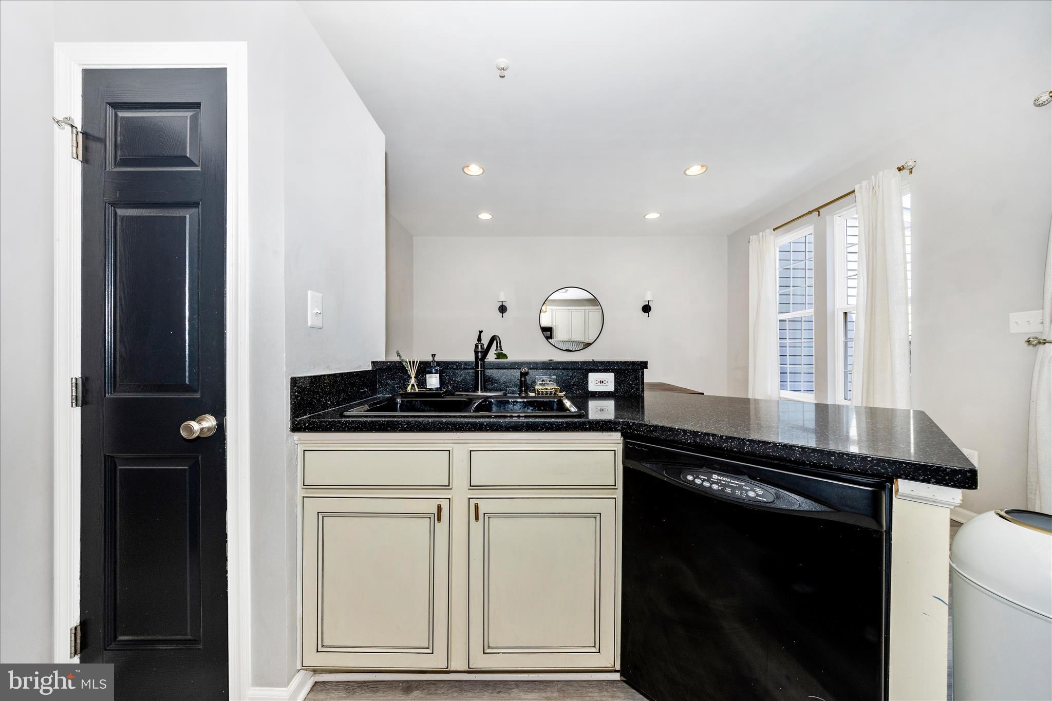 WHITTIER POND - Residential
