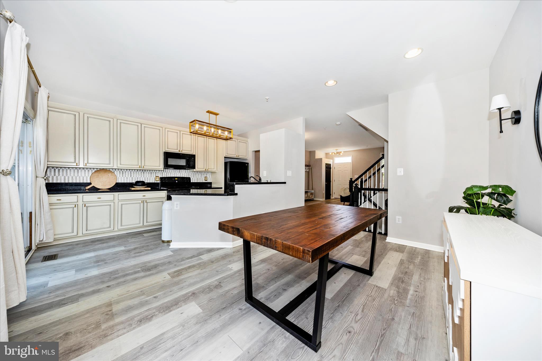 WHITTIER POND - Residential