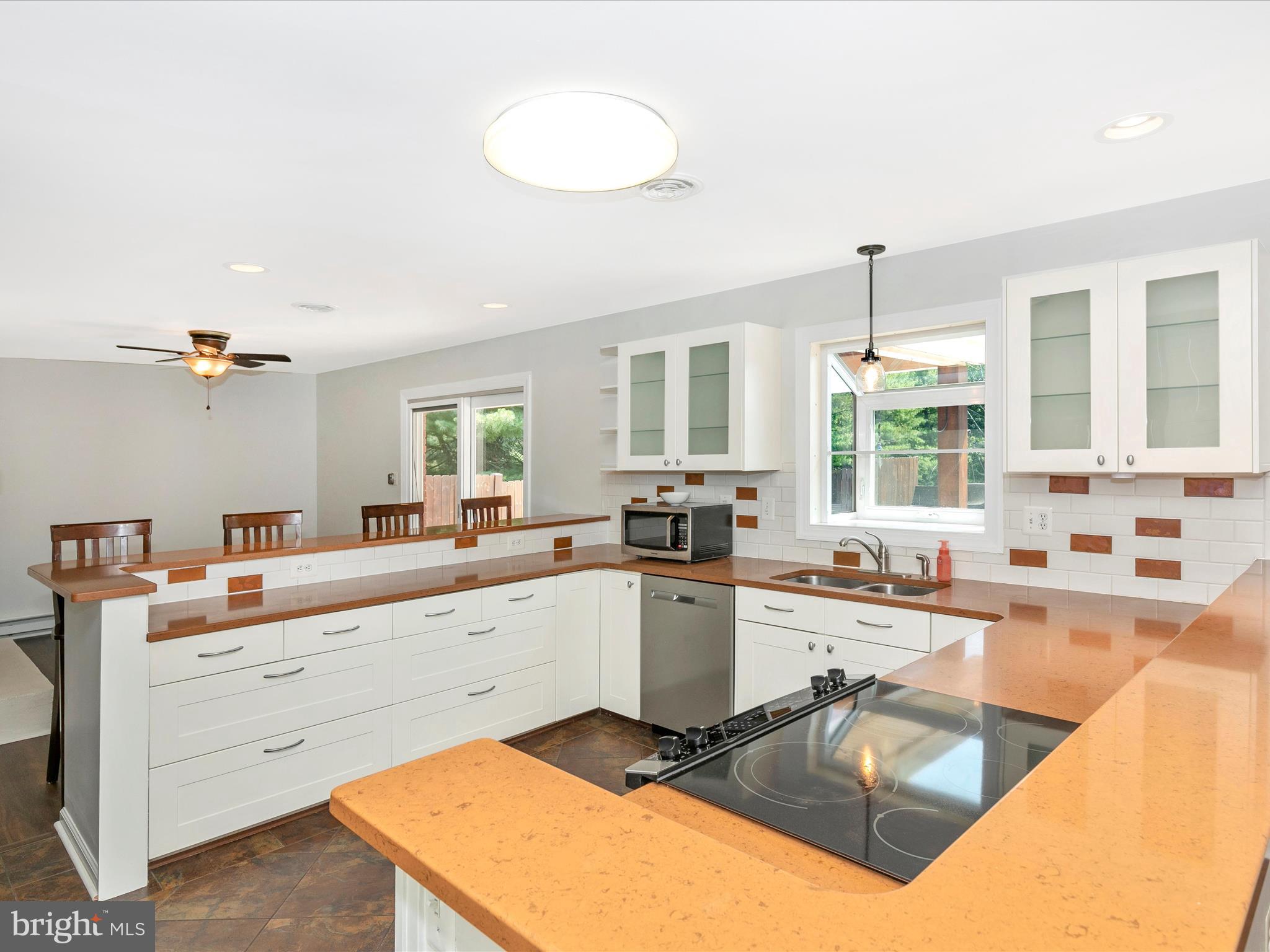 FOREST HILLS - Residential