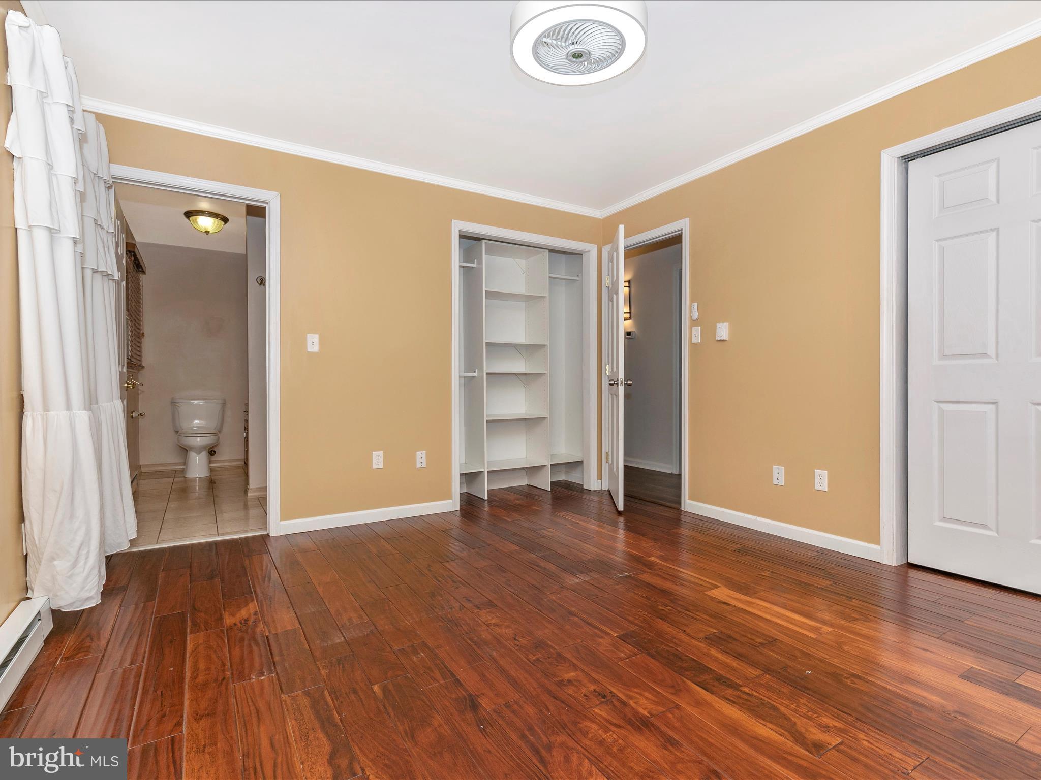 FOREST HILLS - Residential