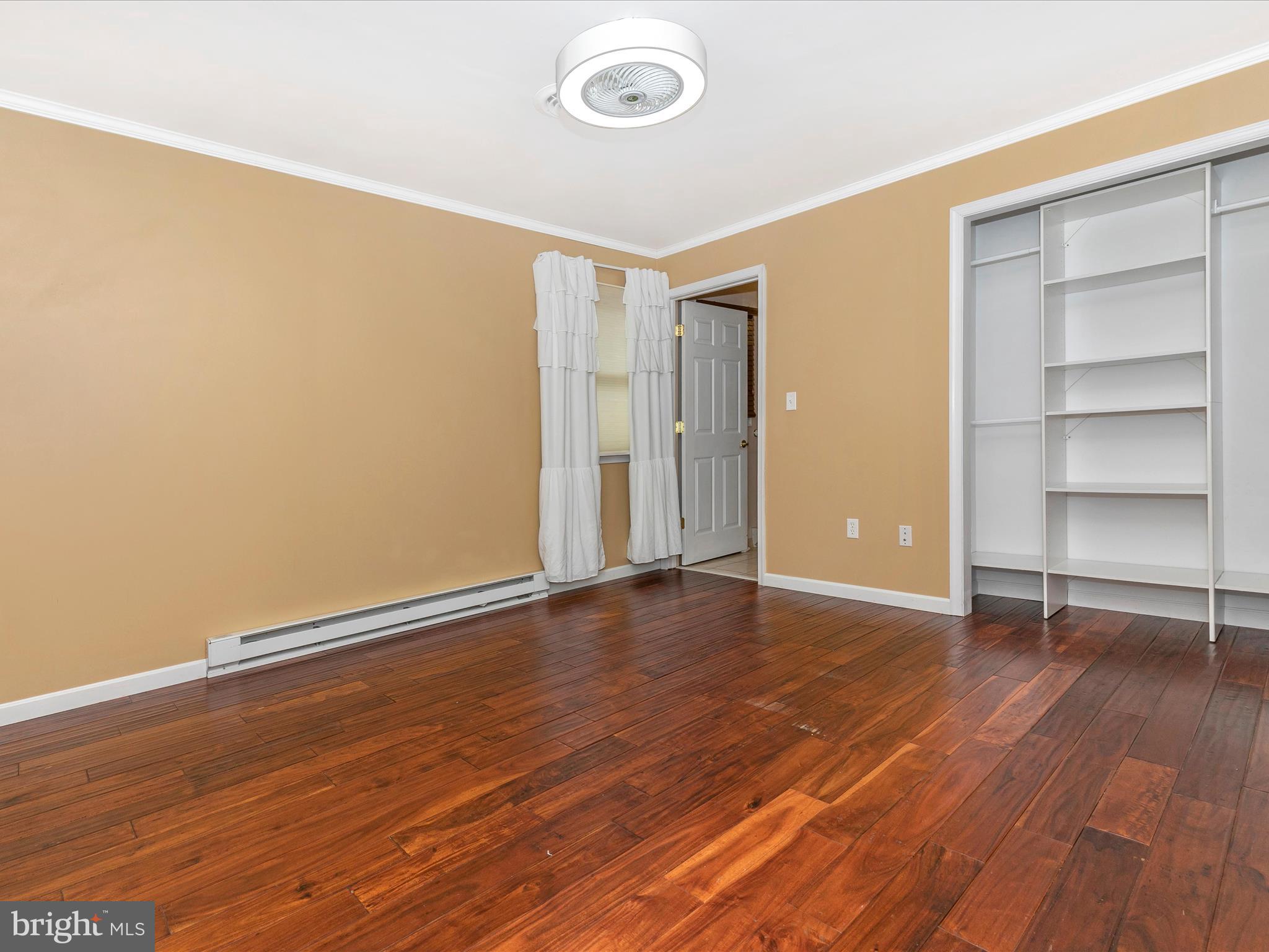 FOREST HILLS - Residential