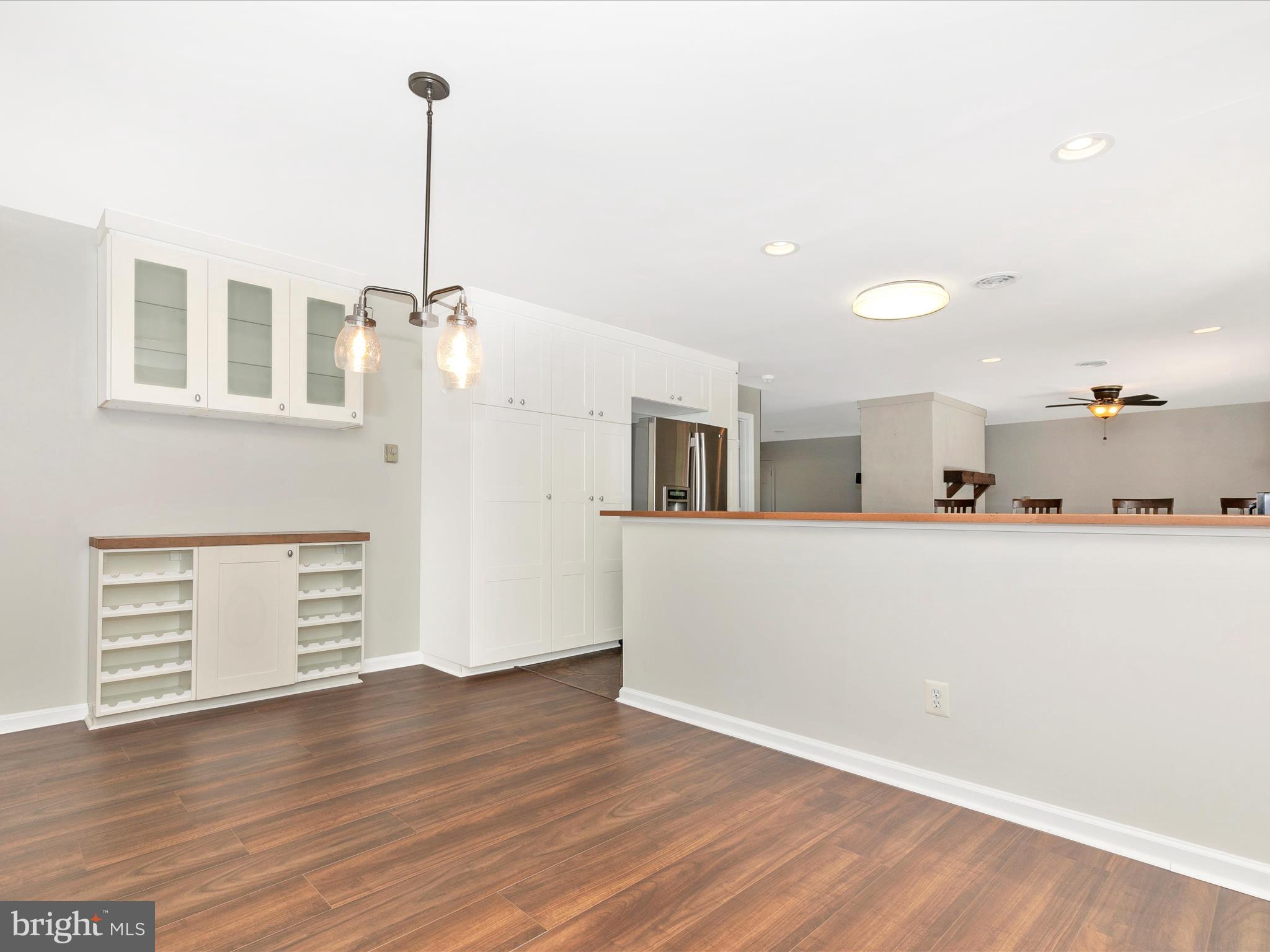 FOREST HILLS - Residential