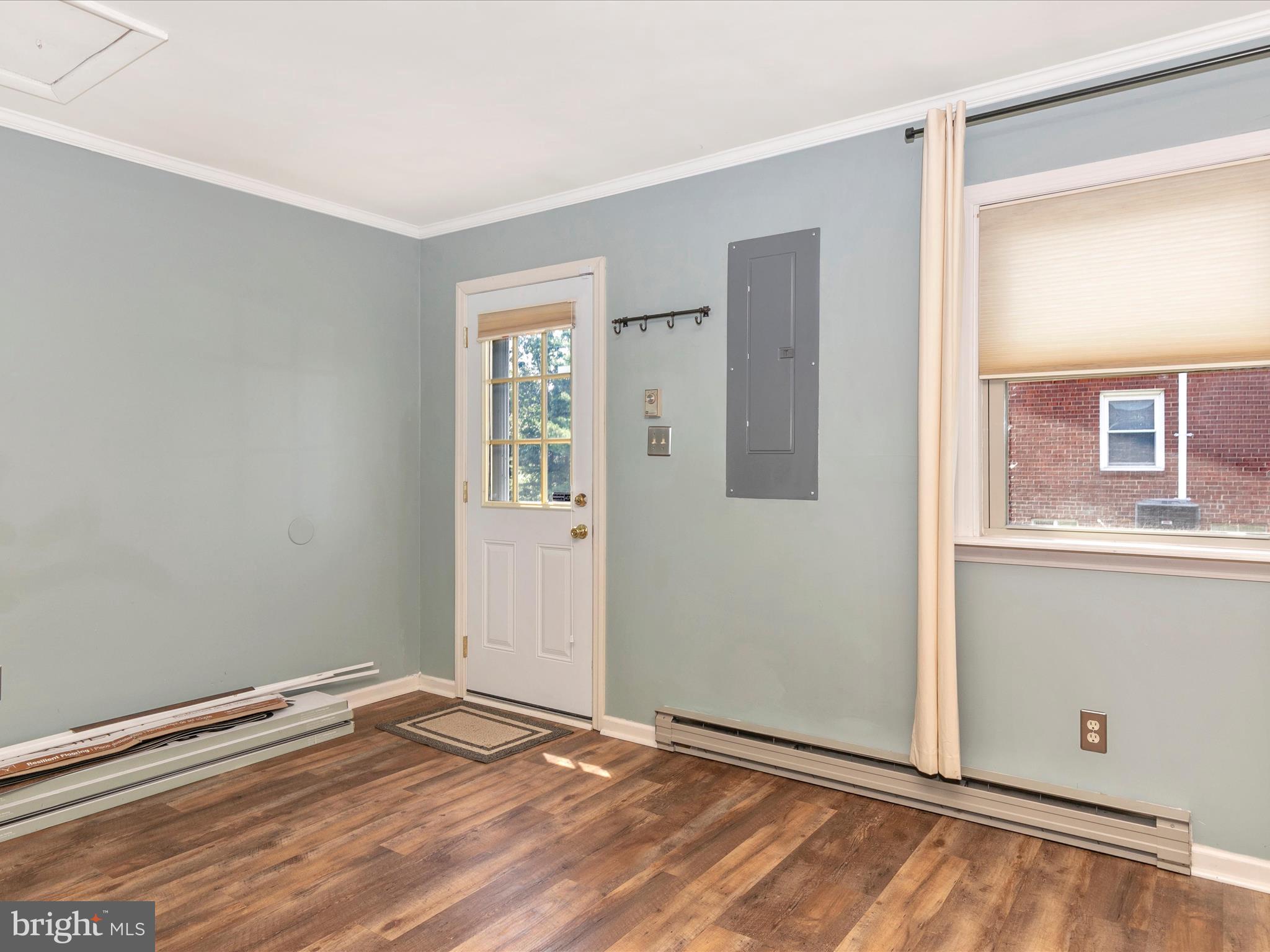 FOREST HILLS - Residential