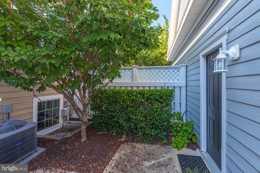 11 VILLAGE GREEN DRIVE