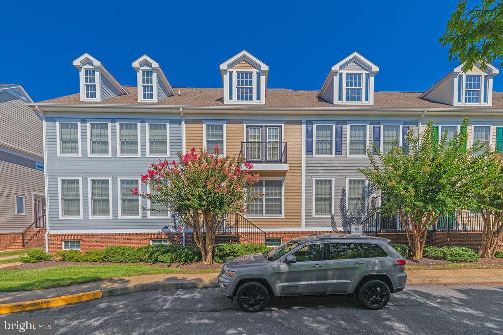 11 VILLAGE GREEN DRIVE