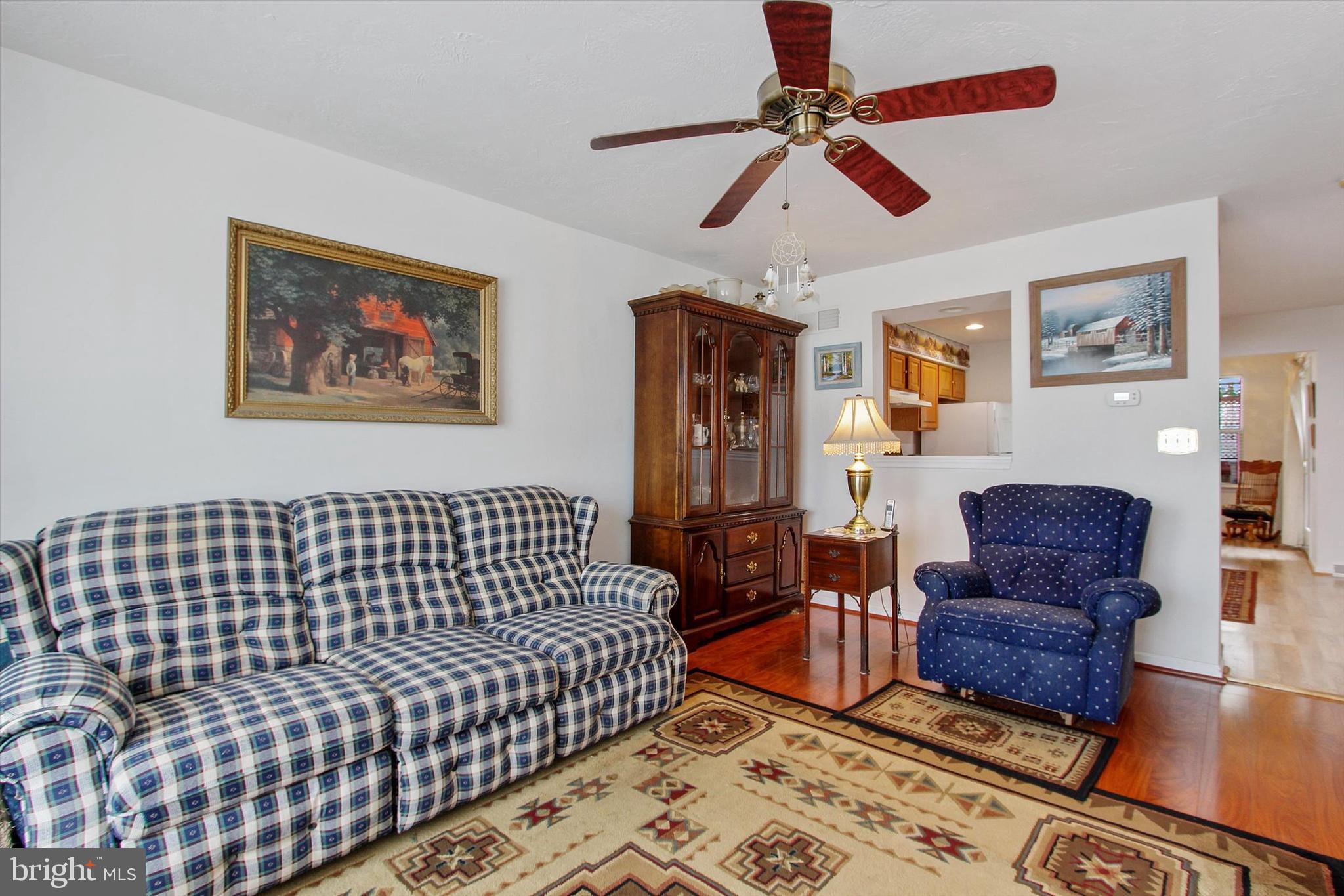 COLONIAL HILLS - Residential