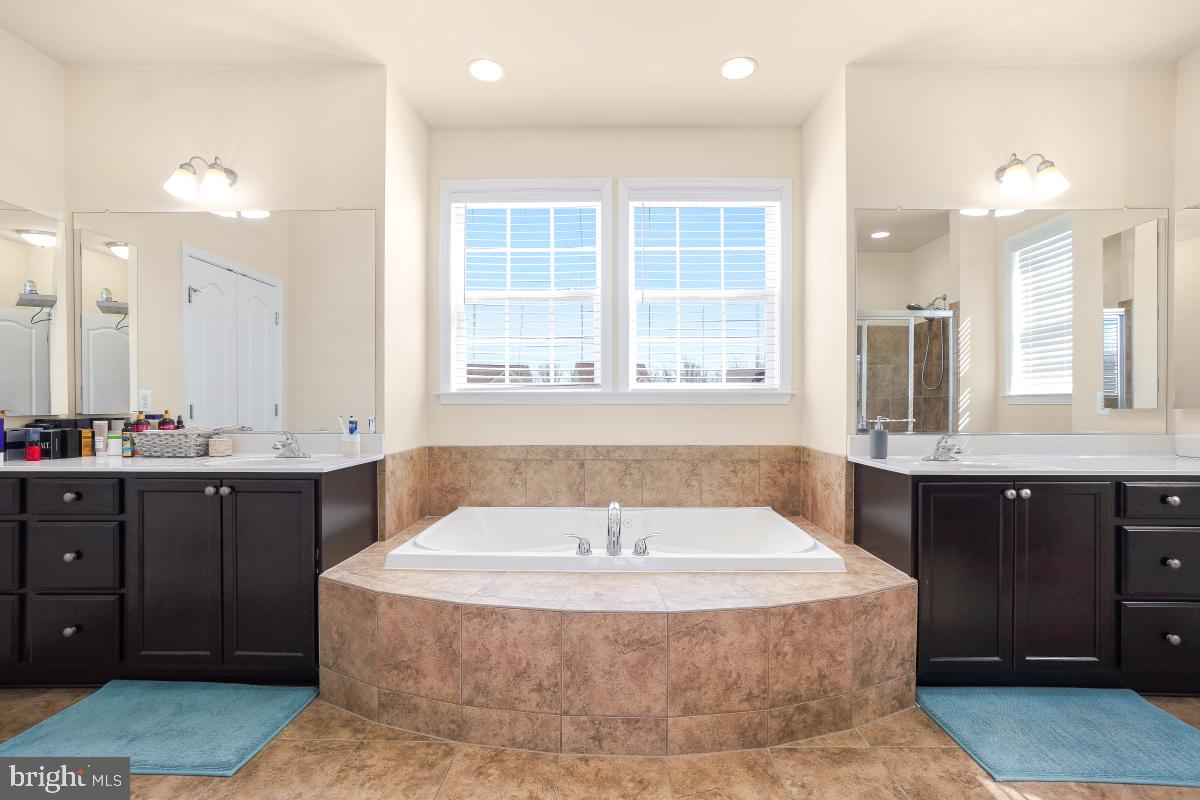 SMITH HOME FARM - Residential