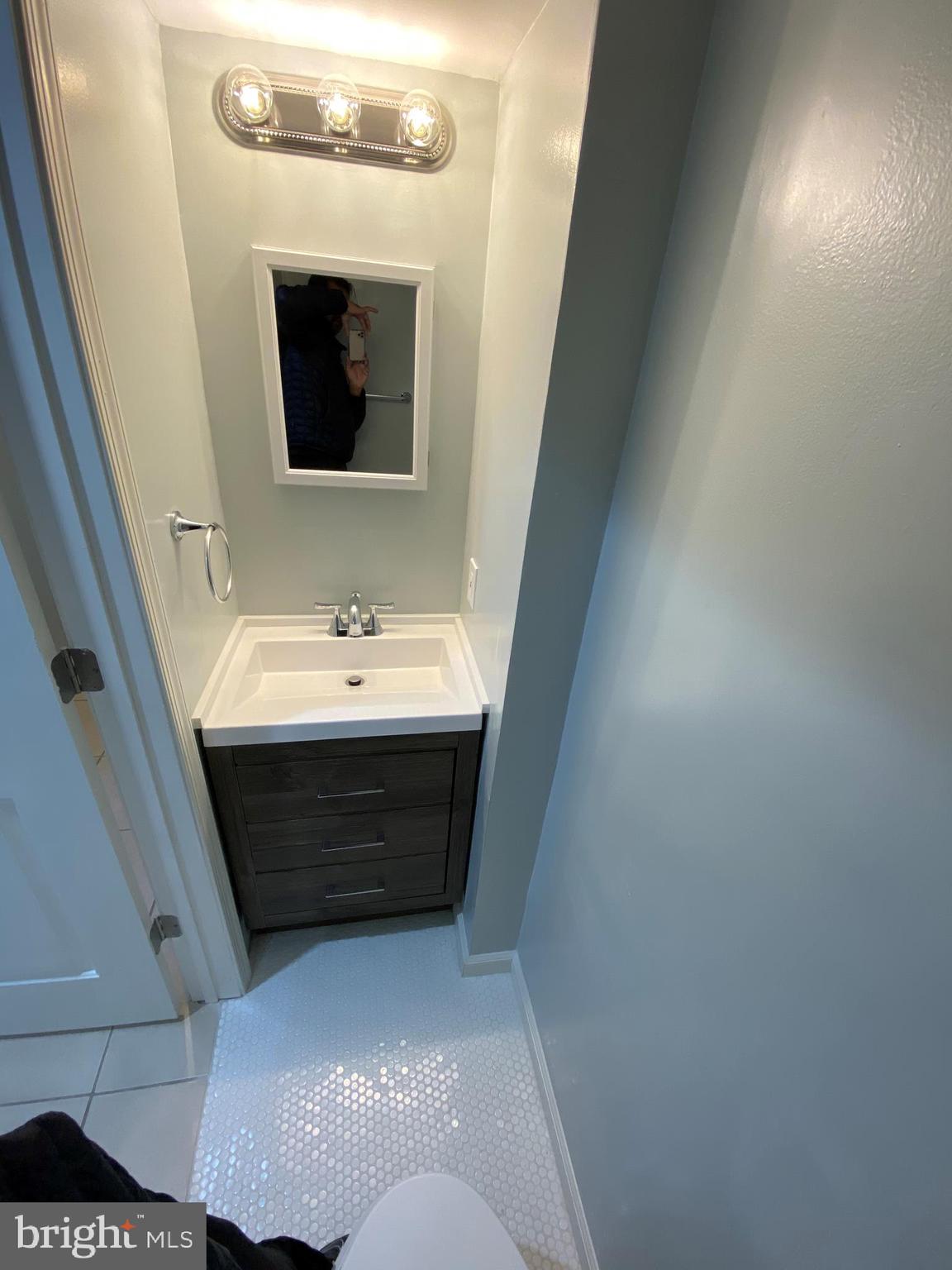 WORTHINGTON MEADOWS - Residential Lease