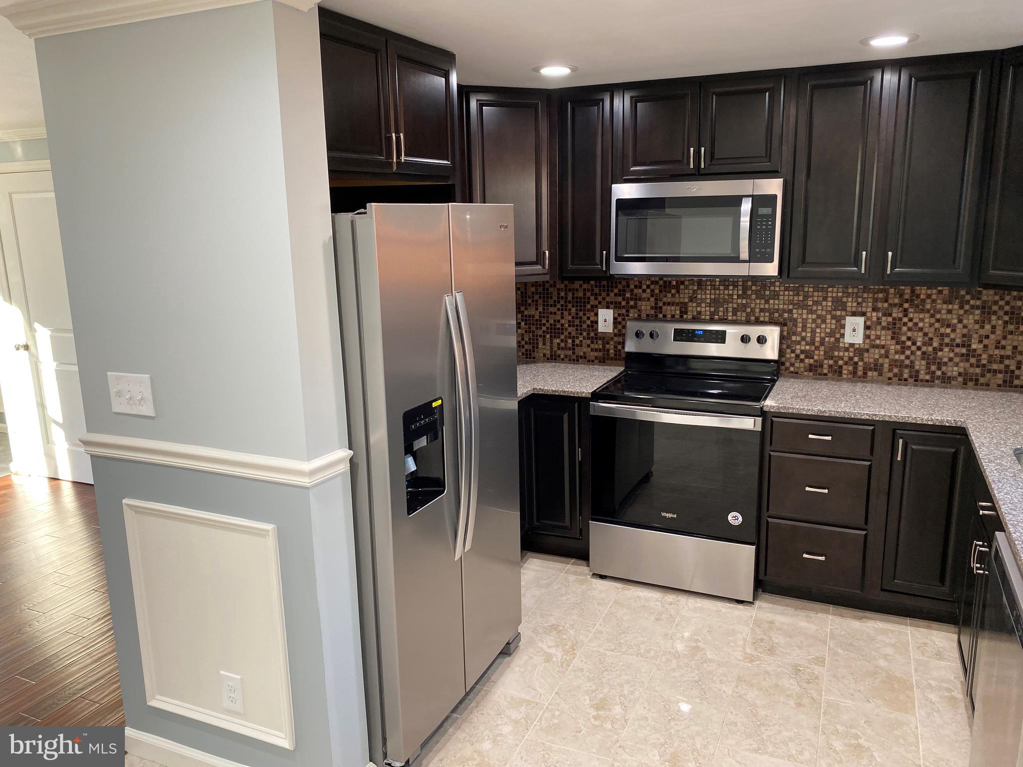 WORTHINGTON MEADOWS - Residential Lease