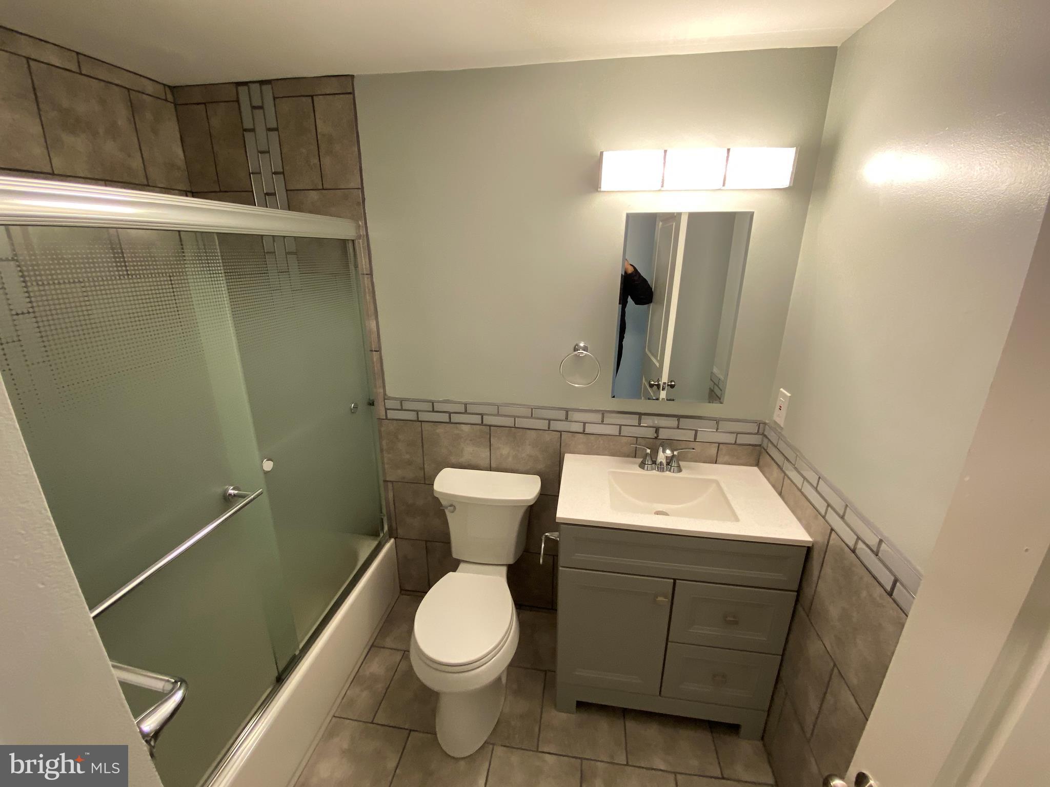 WORTHINGTON MEADOWS - Residential Lease