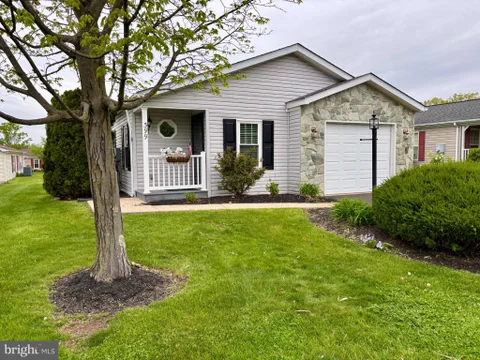 399 Spring Meadow Circle, New Hope, PA 18938 - MLS#: PABU2119842
