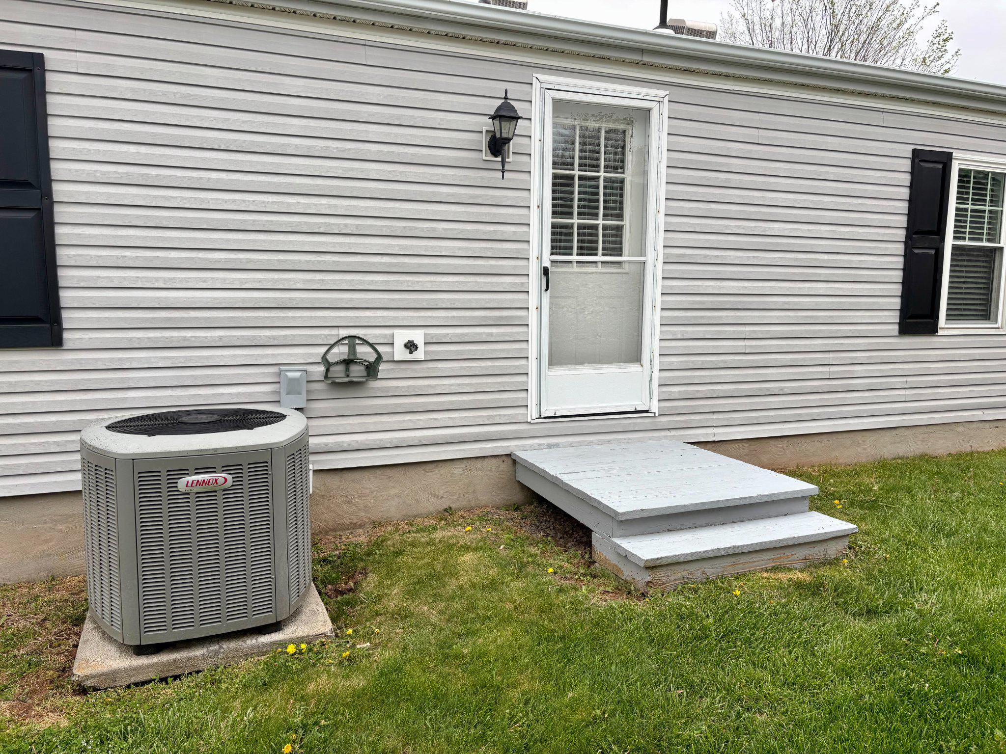 BUCKINGHAM SPRINGS - Residential