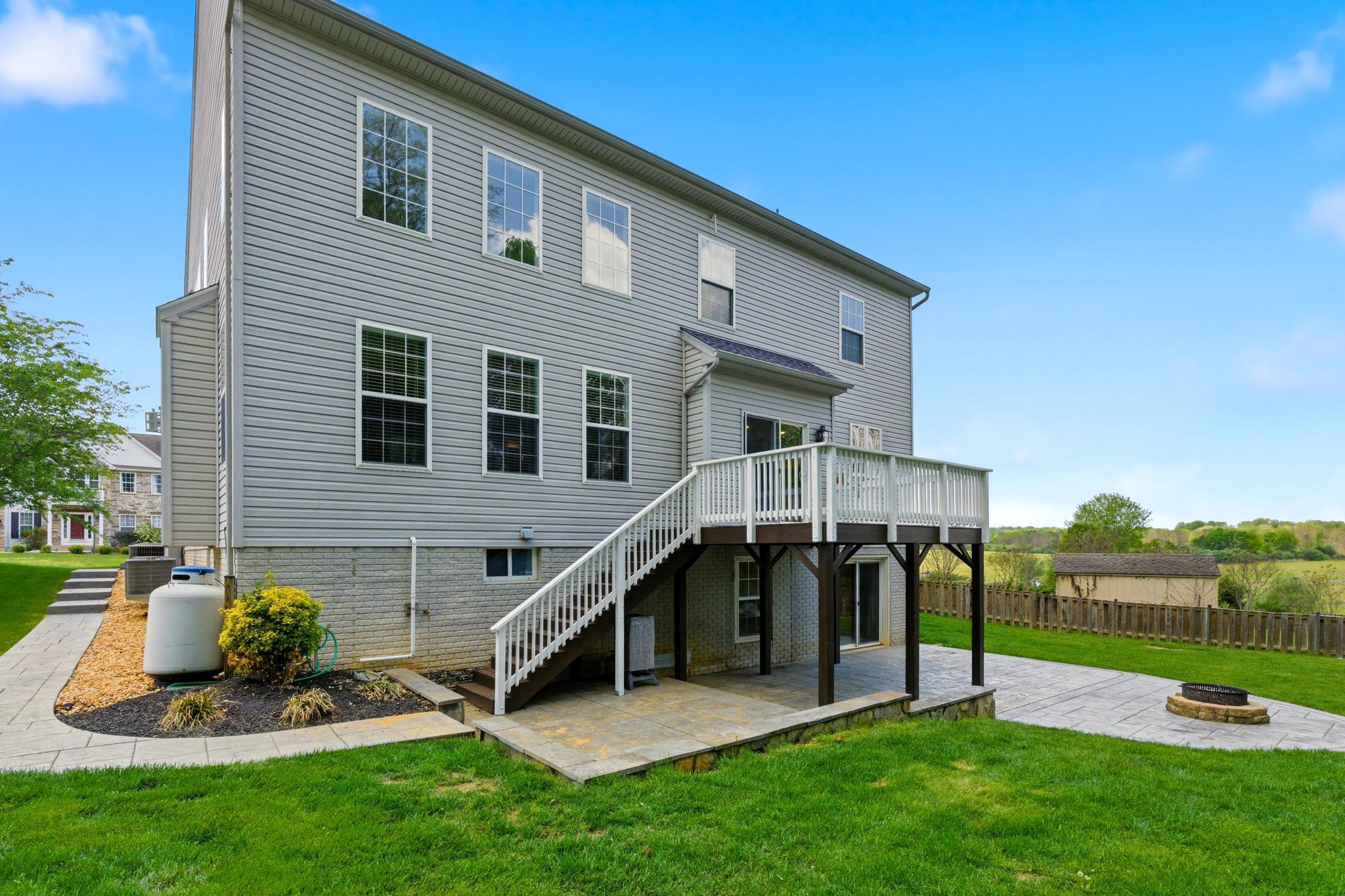 SPRUCE HILL NORTH - Residential