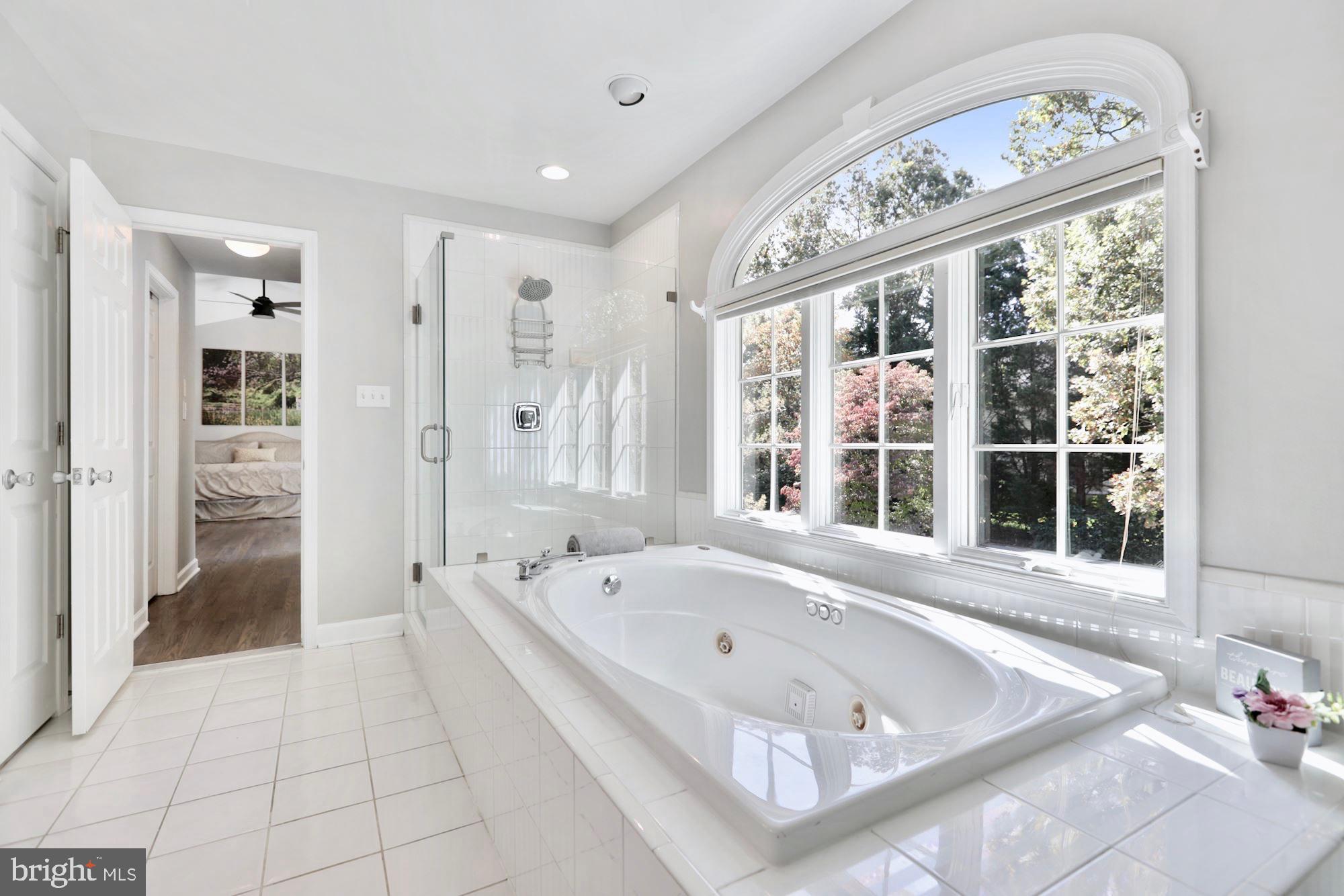 ANKER OAKS - Residential