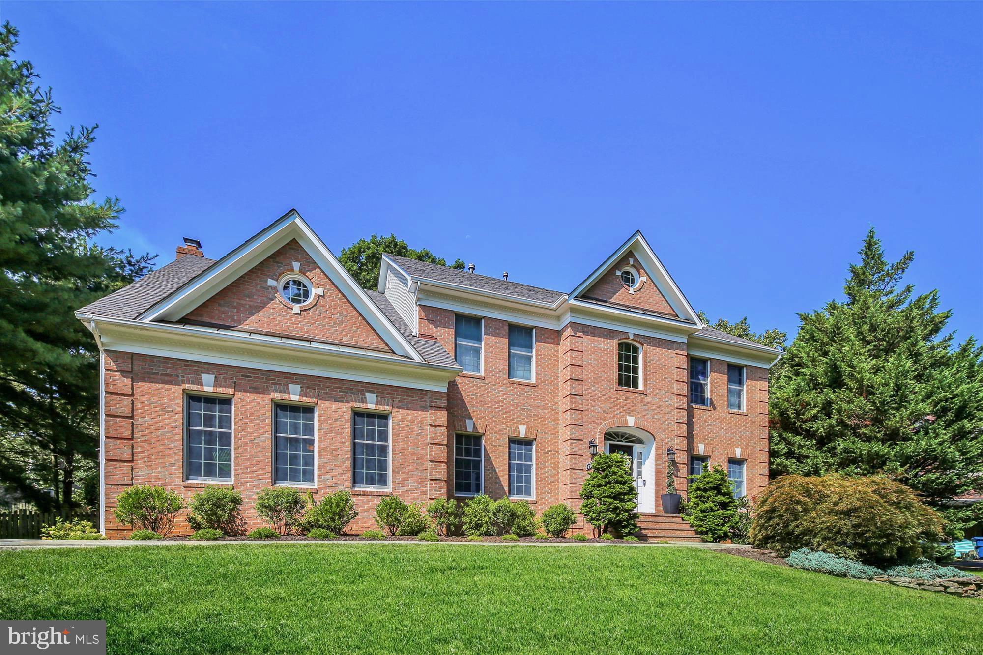 ANKER OAKS - Residential