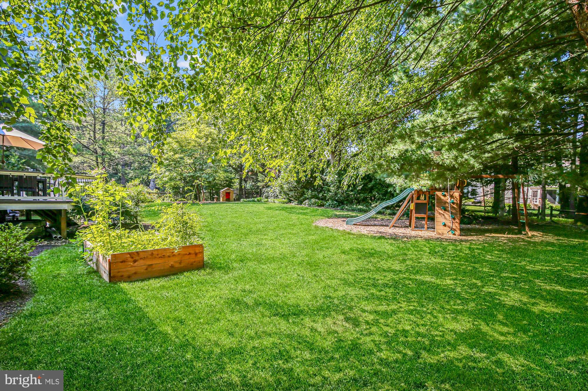 ANKER OAKS - Residential