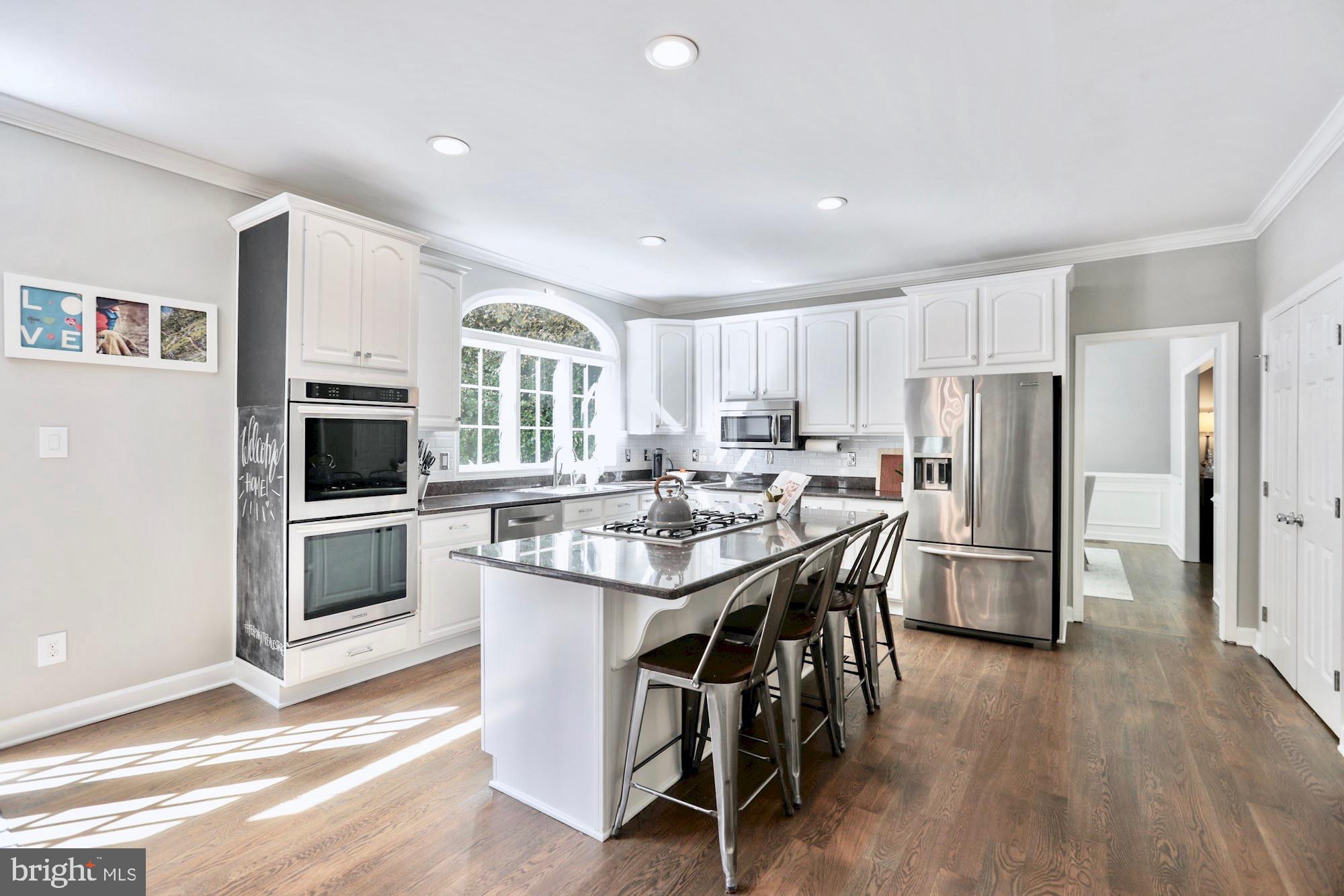 ANKER OAKS - Residential