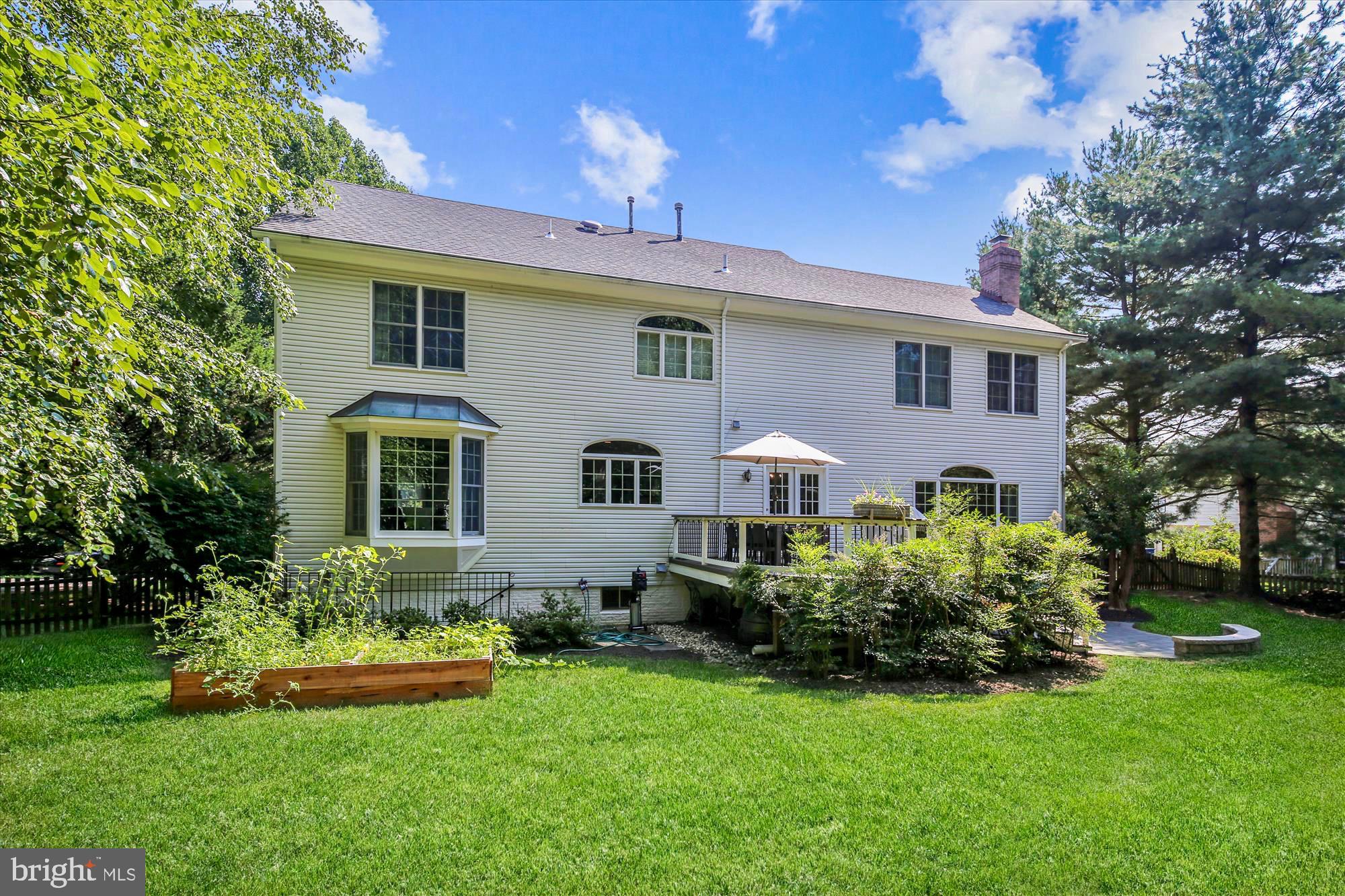 ANKER OAKS - Residential