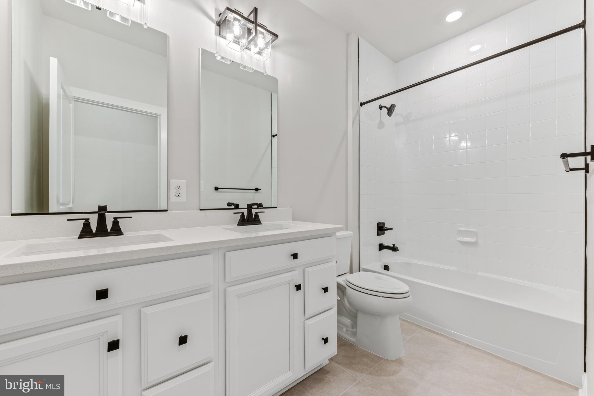 LONGVIEW RIDGE - Residential Lease