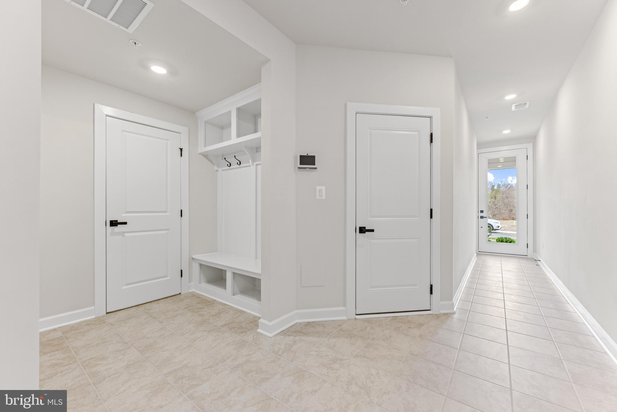 LONGVIEW RIDGE - Residential Lease