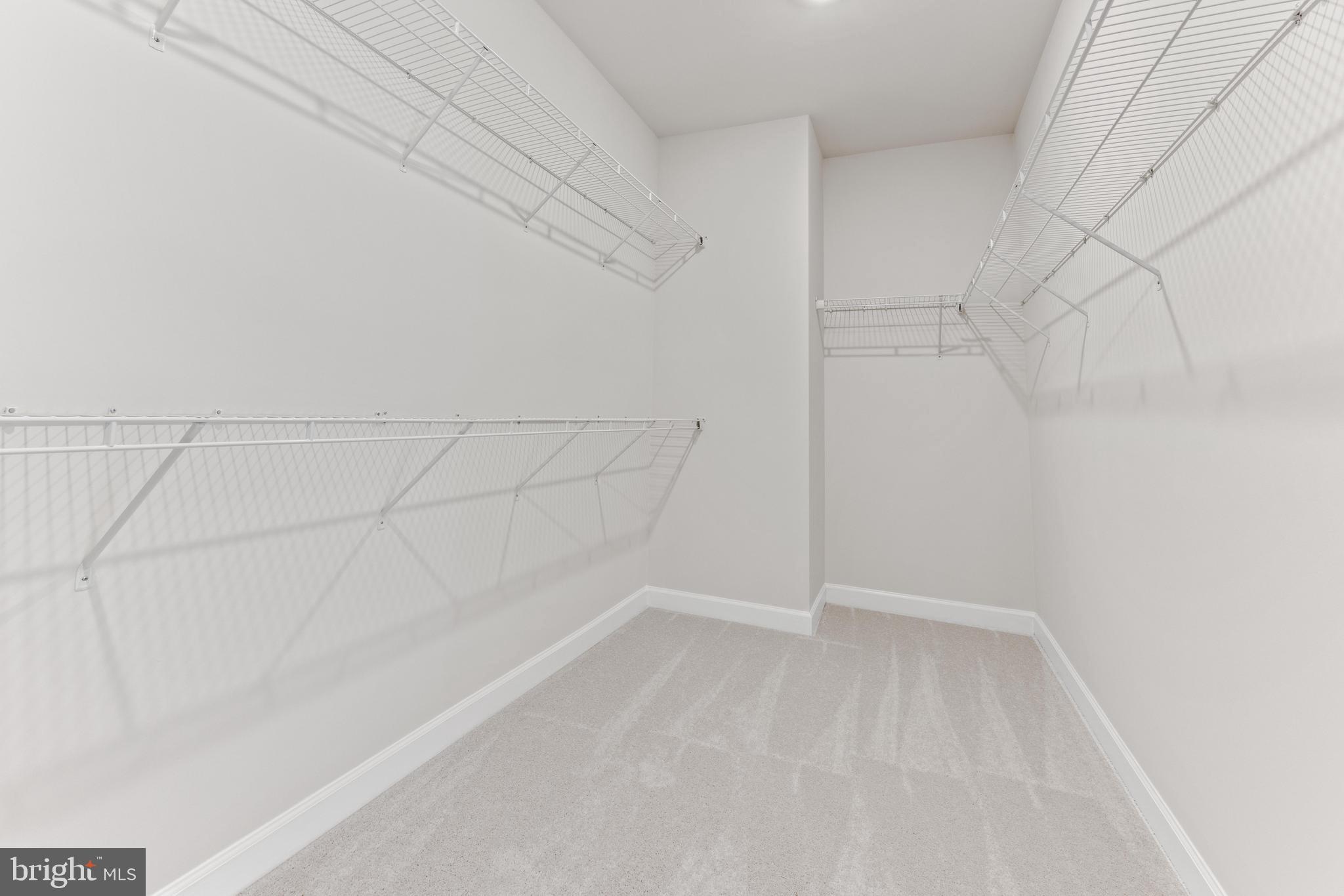 LONGVIEW RIDGE - Residential Lease