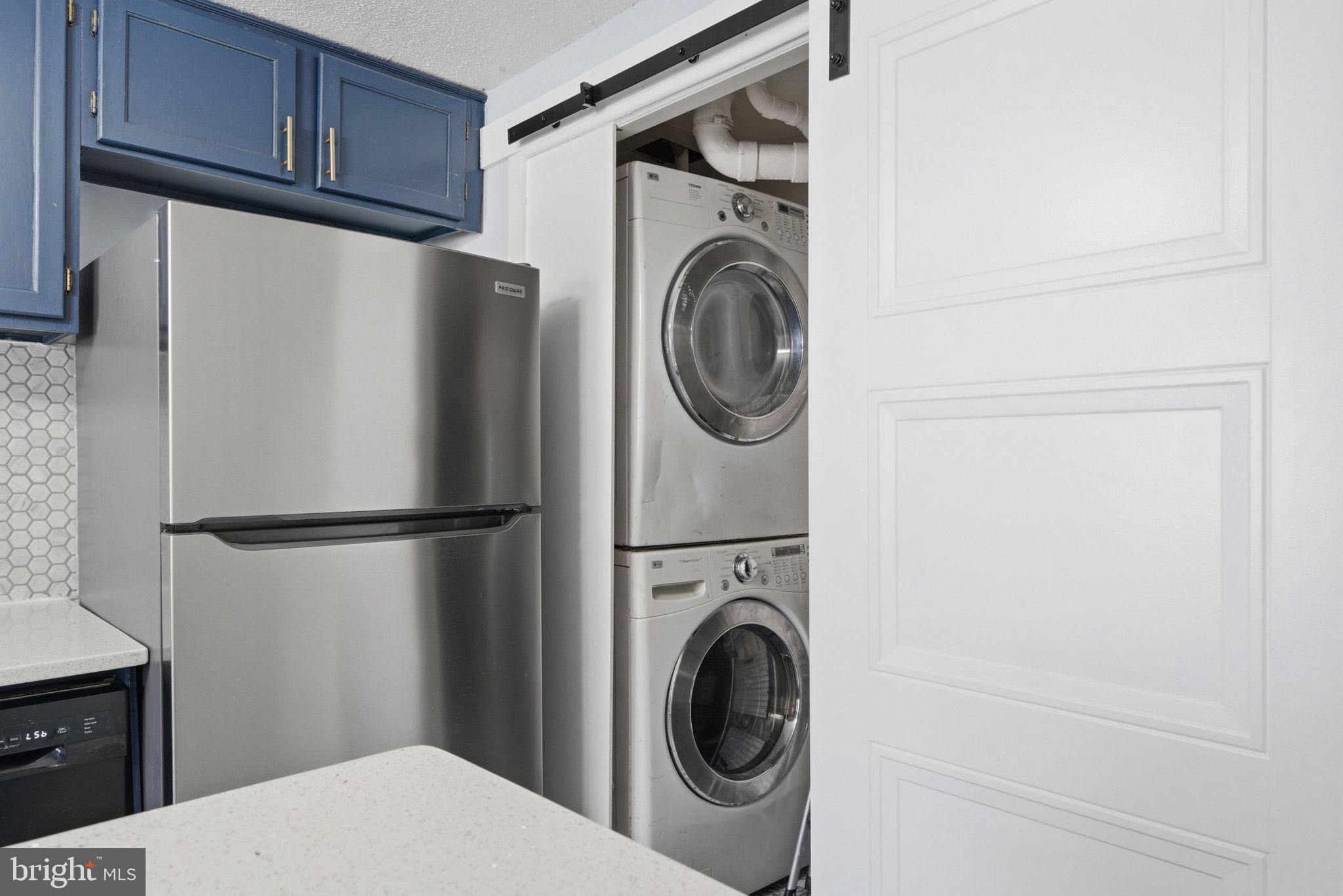 WINDMILL SQUARE - Residential