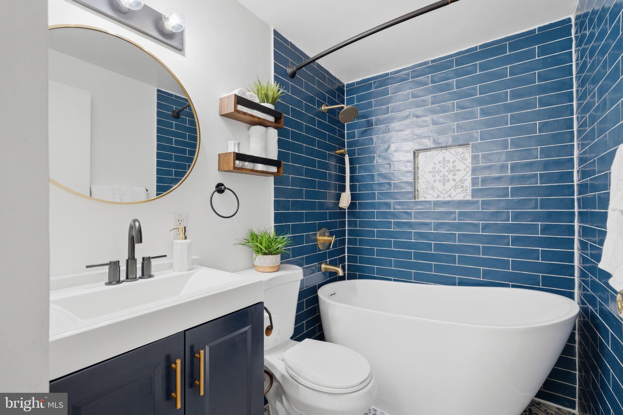 WINDMILL SQUARE - Residential