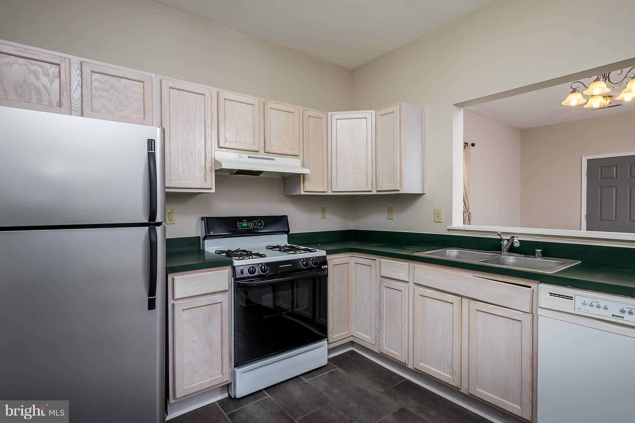 SEVEN OAKS - Residential