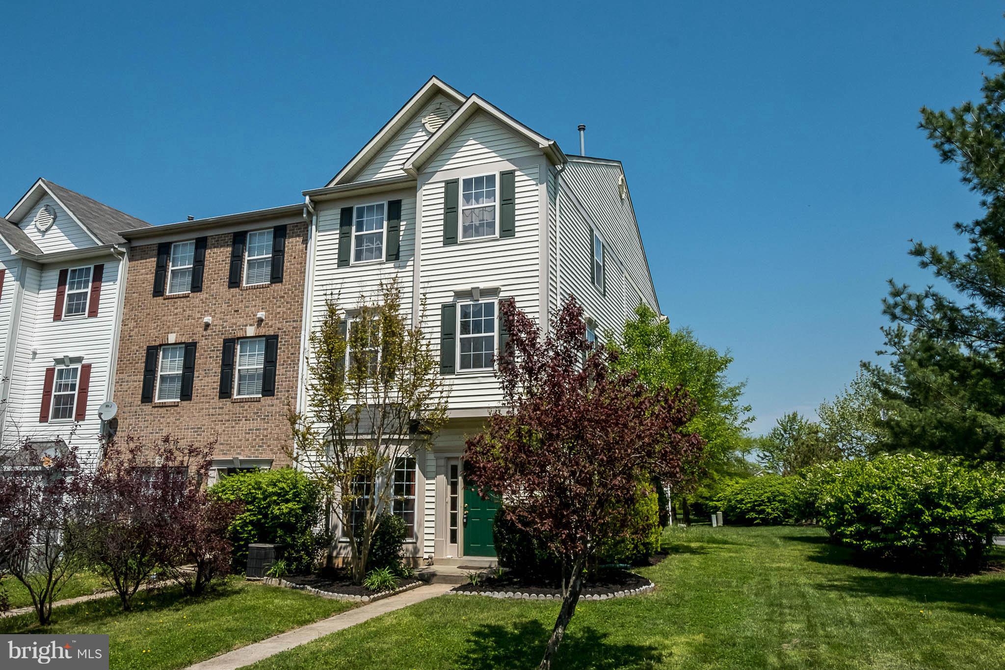 SEVEN OAKS - Residential