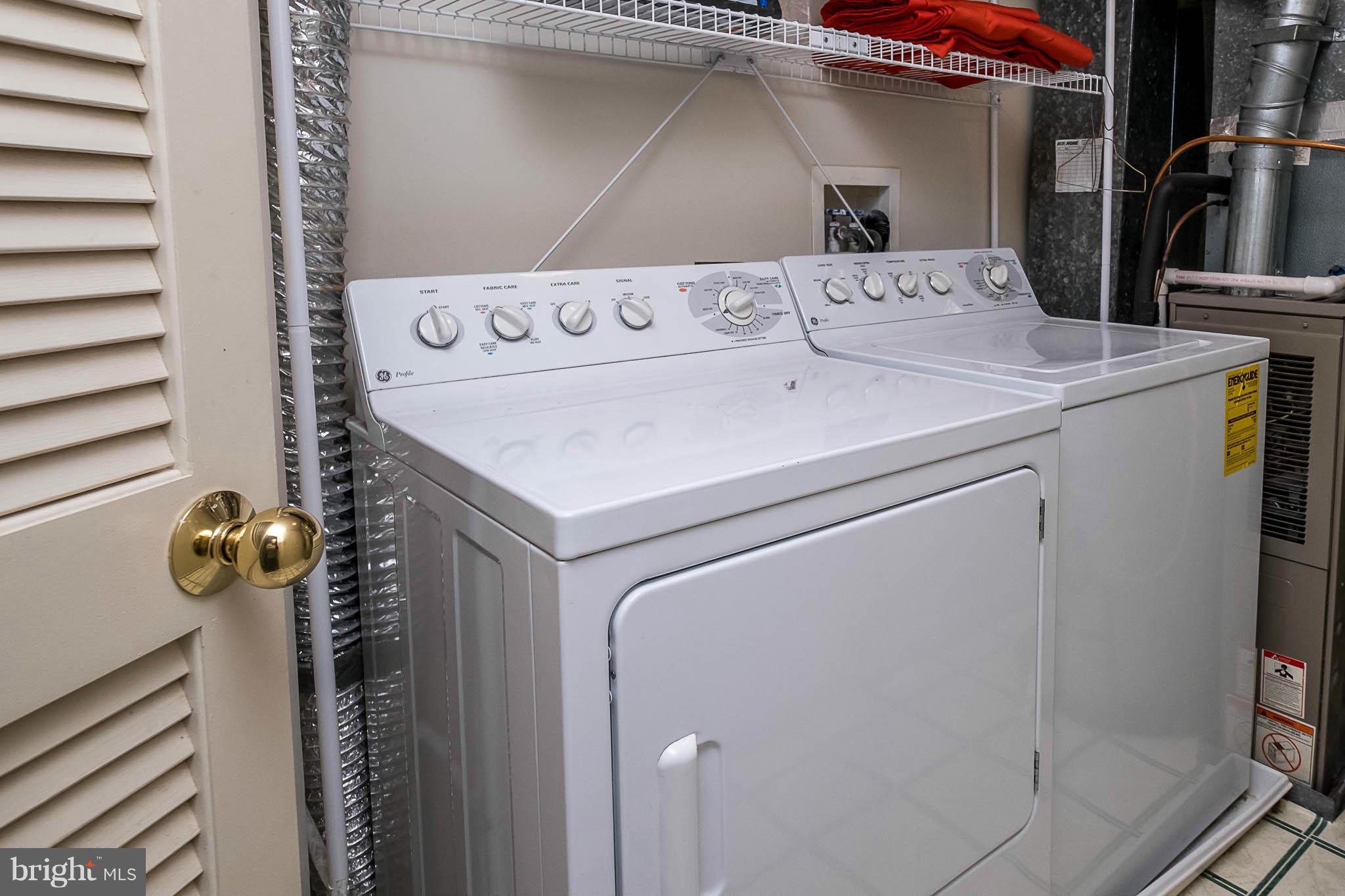 SEVEN OAKS - Residential