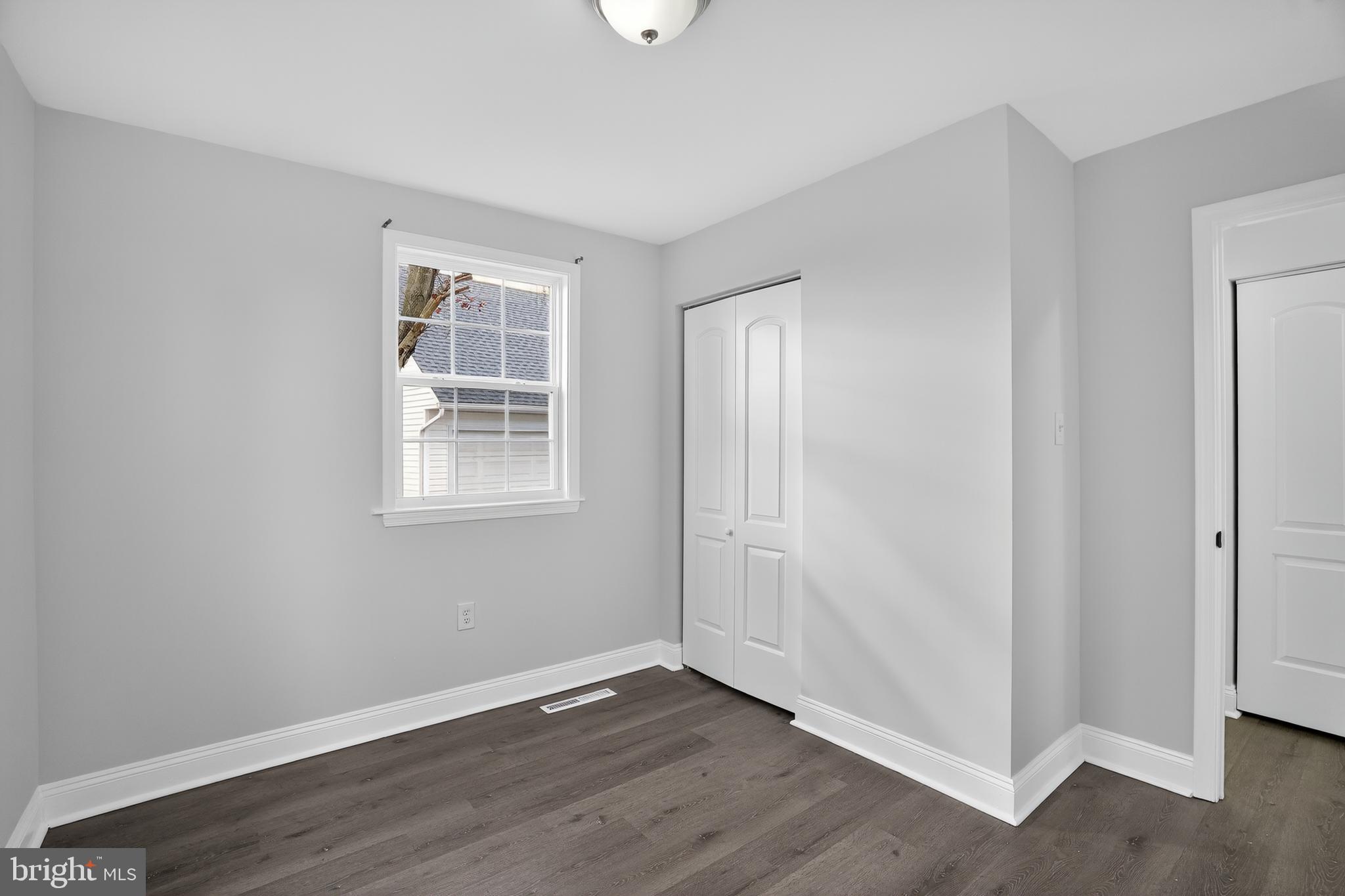 CASTLE HILLS - Residential