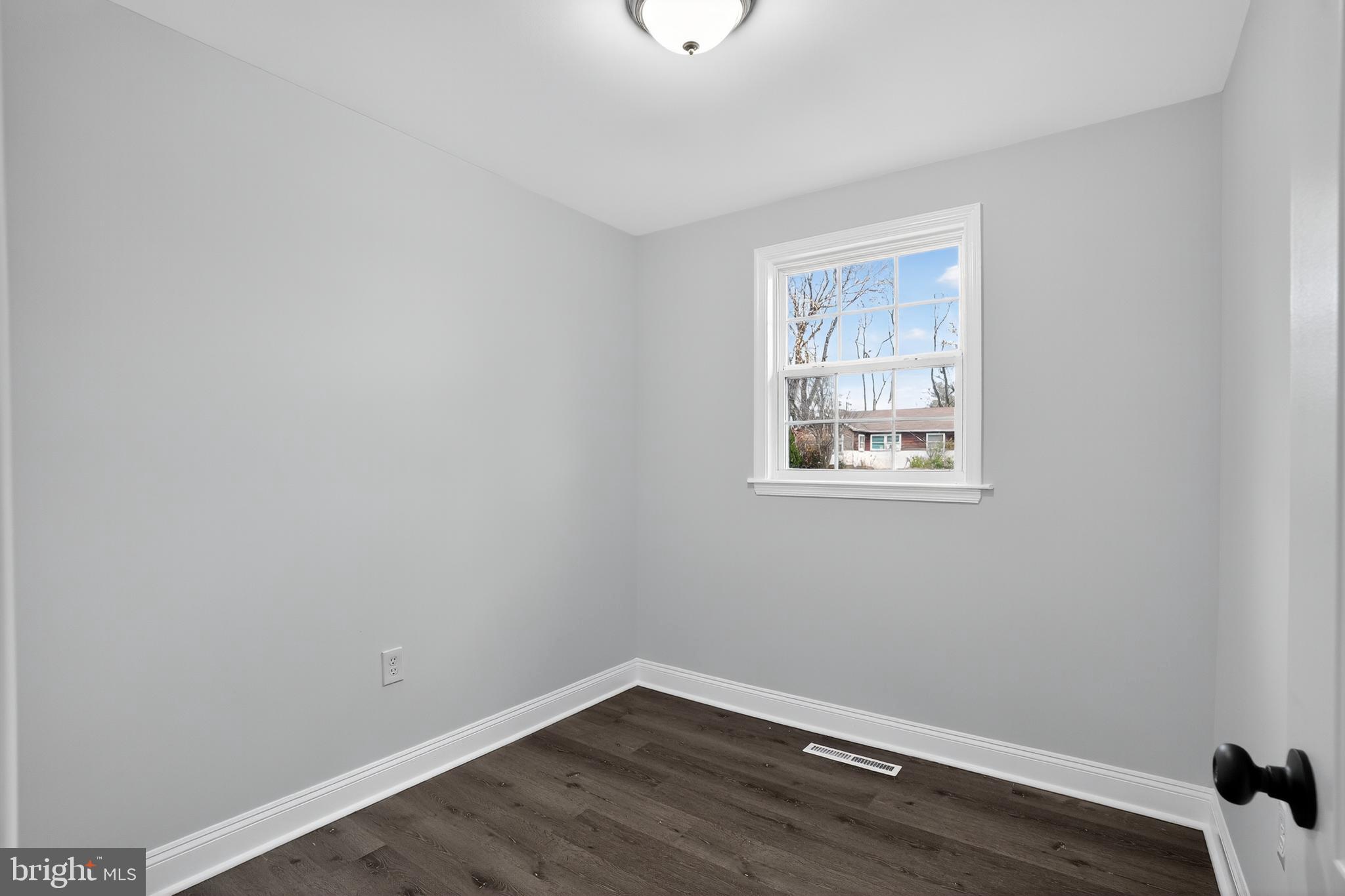 CASTLE HILLS - Residential