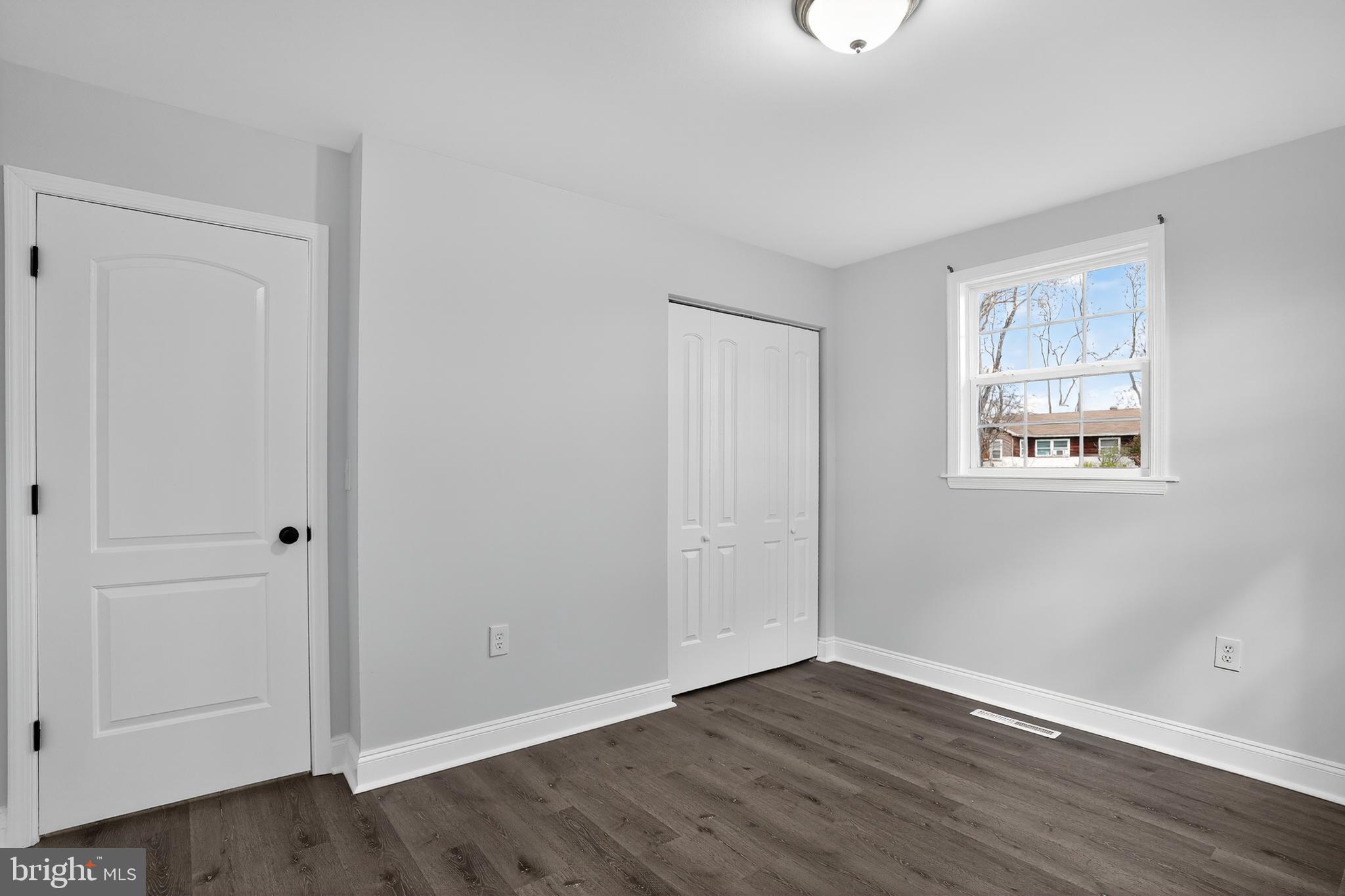 CASTLE HILLS - Residential